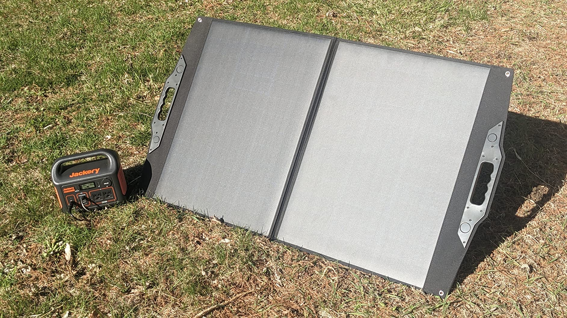 FlexSolar 60W Portable Solar Panels Chargers with PD3.0 USB-C,QC3.0 USB-A and DC Outputs Foldable IP67 Waterproof Power Emergency Camping for Small Power Station Generator,Phones, Power Banks, Tablets customer photo 1