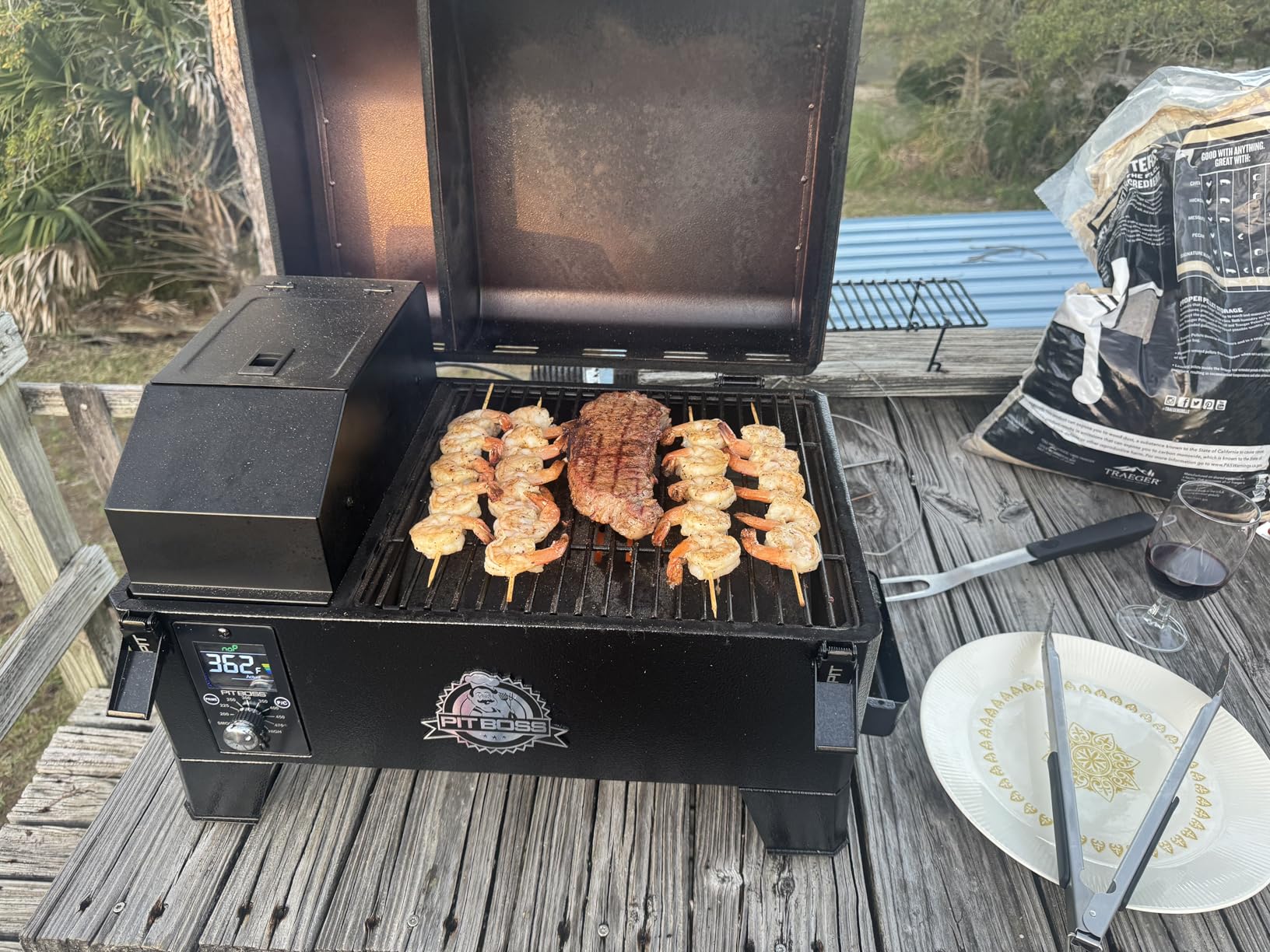 Pit Boss PB150PPG Table Top Wood Pellet Grill, Black - 11091 customer photo 1