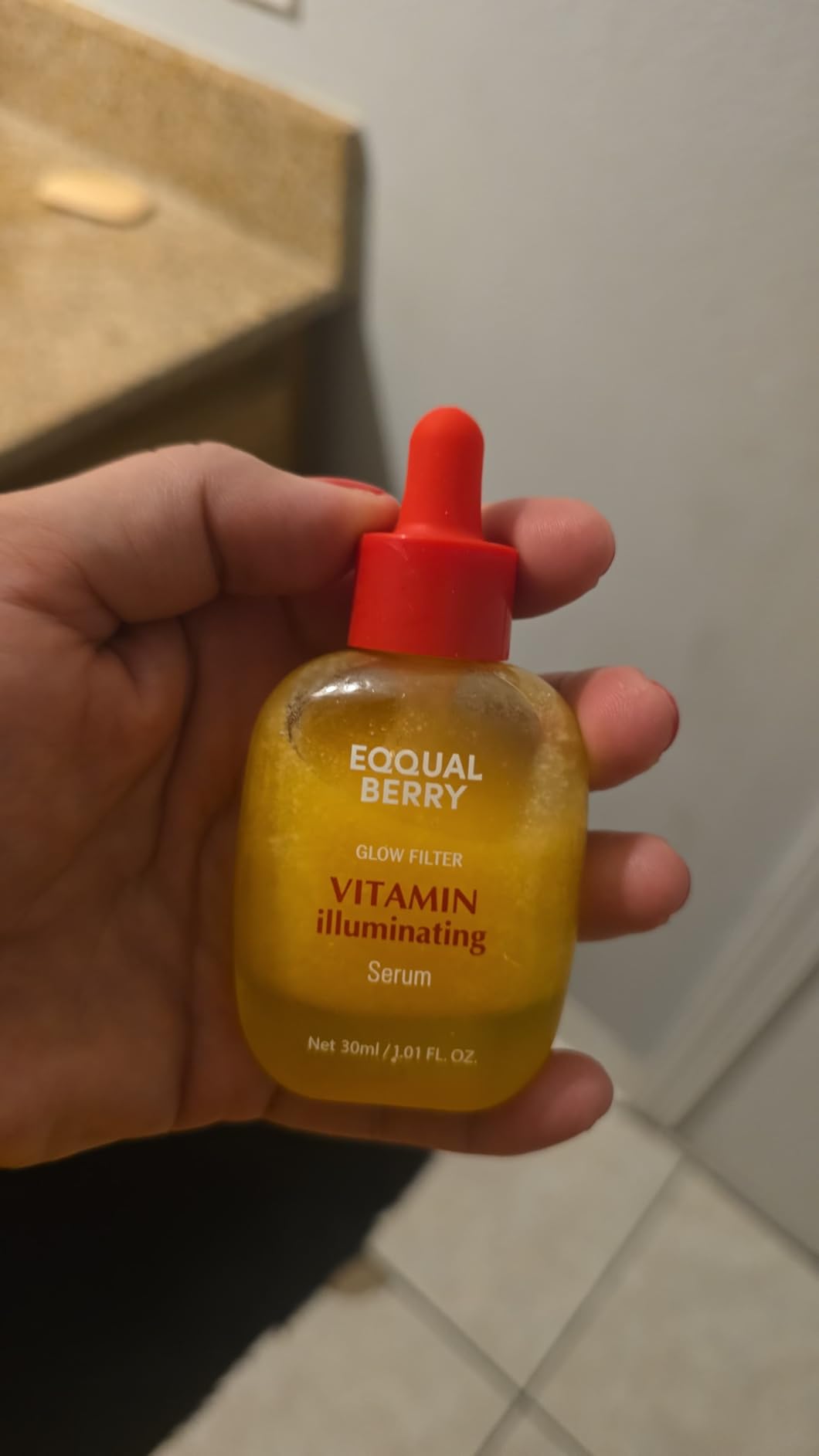 EQQUALBERRY Vitamin Illuminating Serum | Niacinamide 4% + Brightening Vitamin C Face Serum with Hyaluronic Acid & Vitamin E | Dark Spot, Uneven Tone Care | Korean Skincare, 1.01 fl.oz customer photo 2