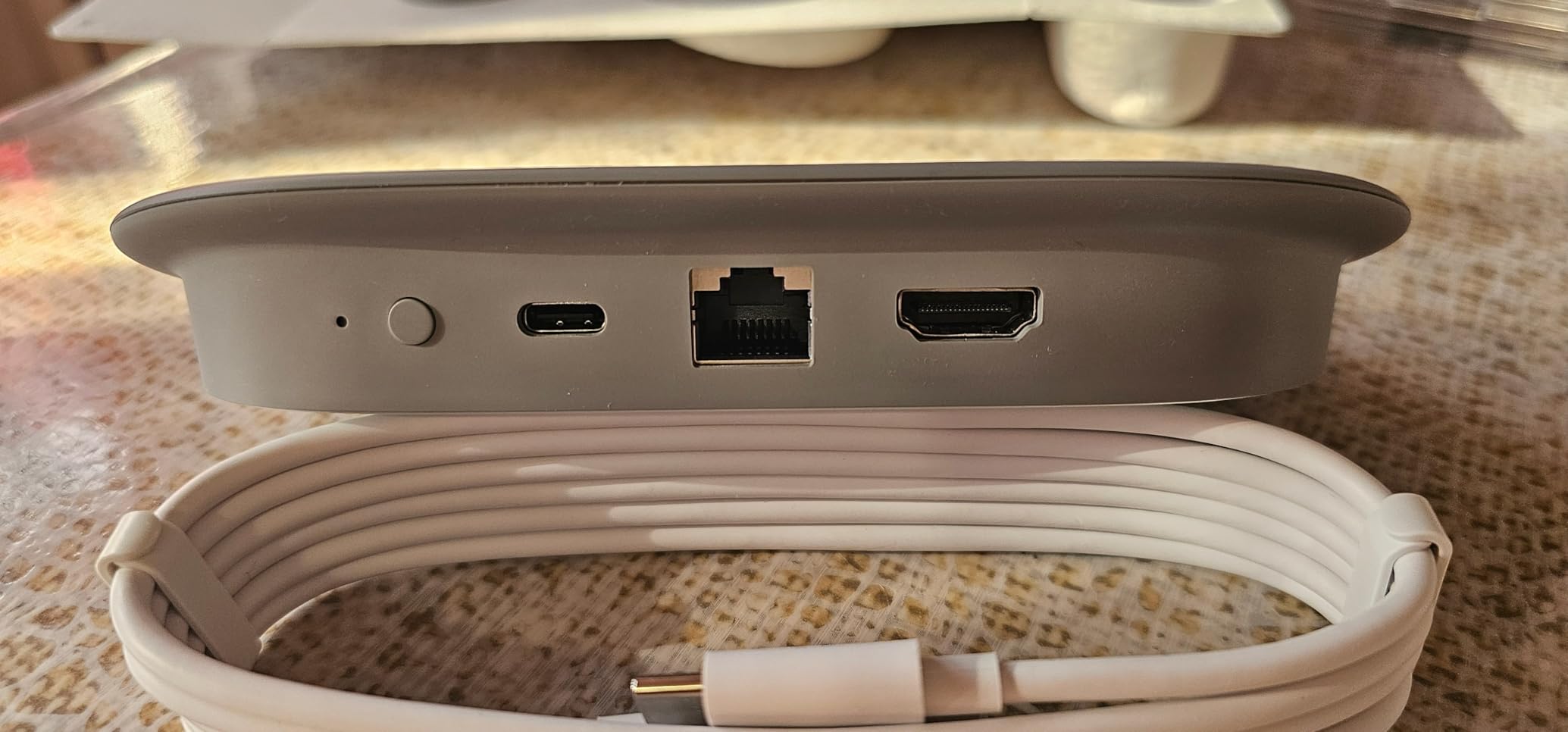 TV Streamer 4K - Fast Streaming Entertainment on Your TV with Voice Search Remote - Watch Movies, Shows, Live TV, and Netflix in 4K HDR - Smart Home Control - 32 GB of Storage - Porcelain customer photo 2