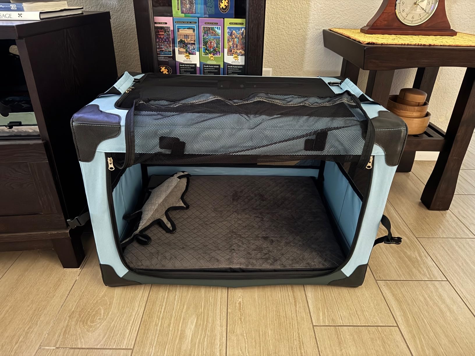 JOYTUTUS Collapsible Dog Crate, 26 Inch Portable Pet Crate for Car, Travel Dog Kennel Foldable Dog Crate for Medium Dog 44lbs, Soft Cat Carrier Fit for Indoor & Outdoor/Car Back Seat/Trunk (Blue) customer photo 2