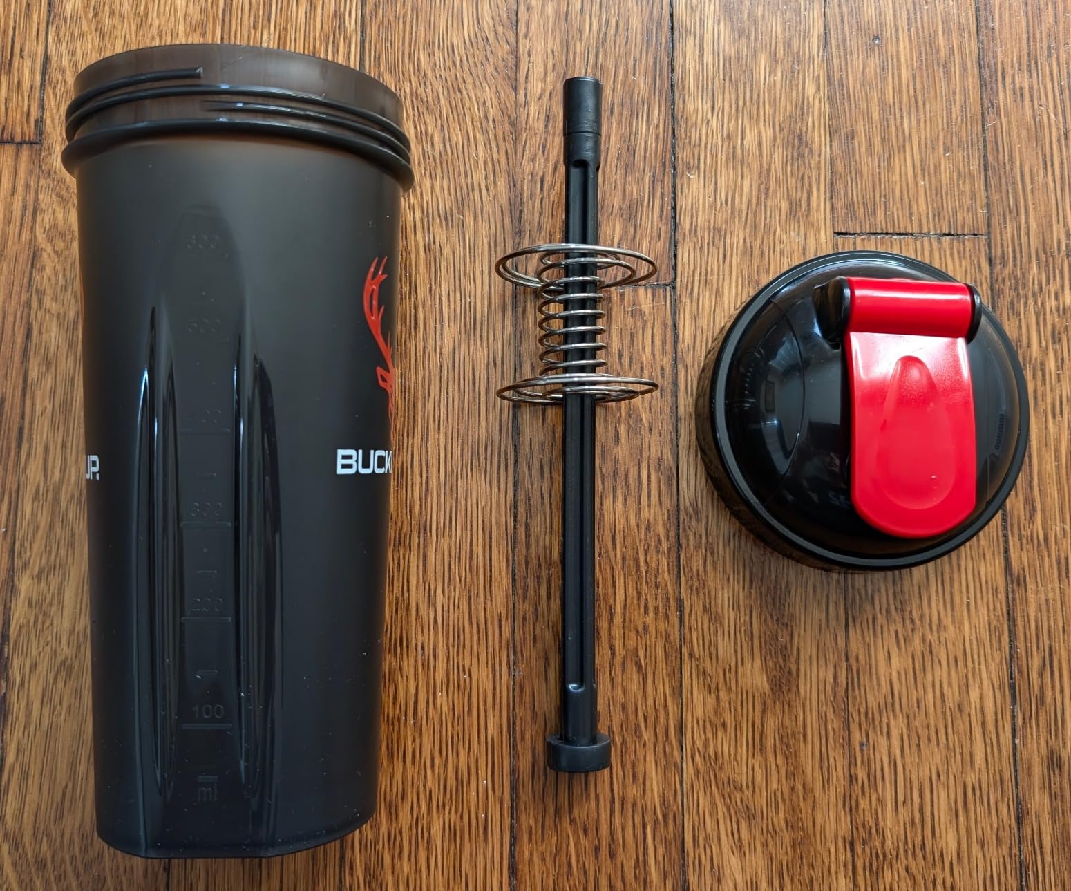 Bucked Up Perfect Shaker Bottle, 28oz, BPA-Free, Dishwasher Safe, Leak-Proof, Black Bottle with Red Buck Logo customer photo 2