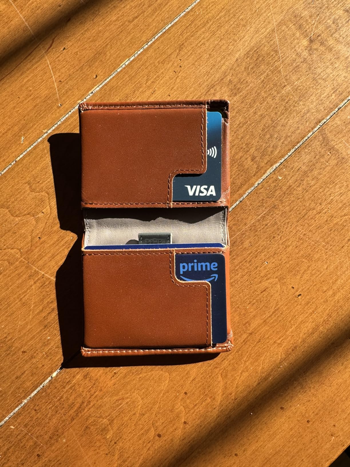 Slim Sleeve, slim leather wallet (Max. 8 cards and bills) customer photo 1