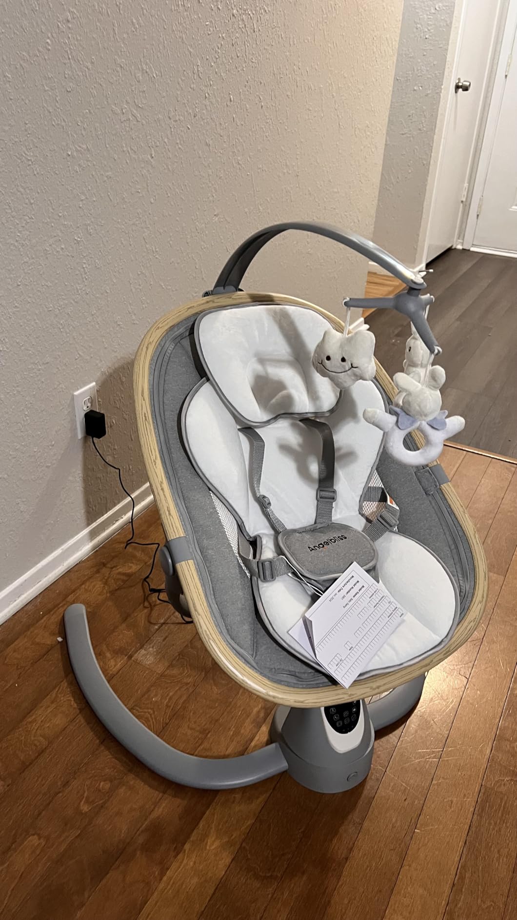 Angelbliss Baby Swing with Cry Detection, Side-to-Side Electric Swing with 5 Speeds, 180° Rotation, Indoor for Infants and Toddlers (Black) customer photo 1