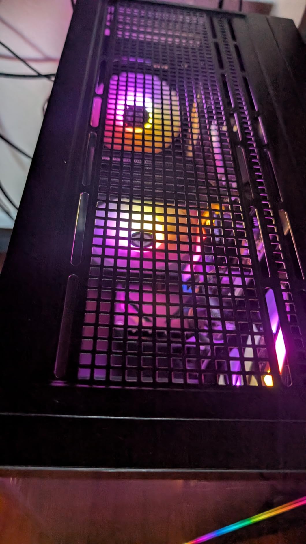 CYBERPOWERPC Gamer Master Gaming PC, AMD Ryzen 5 5500 3.6GHz, Radeon RX 6400 4GB, 16GB DDR4, 500GB PCIe Gen4 SSD, WiFi Ready & Windows 11 Home (GMA3100A) customer photo 1