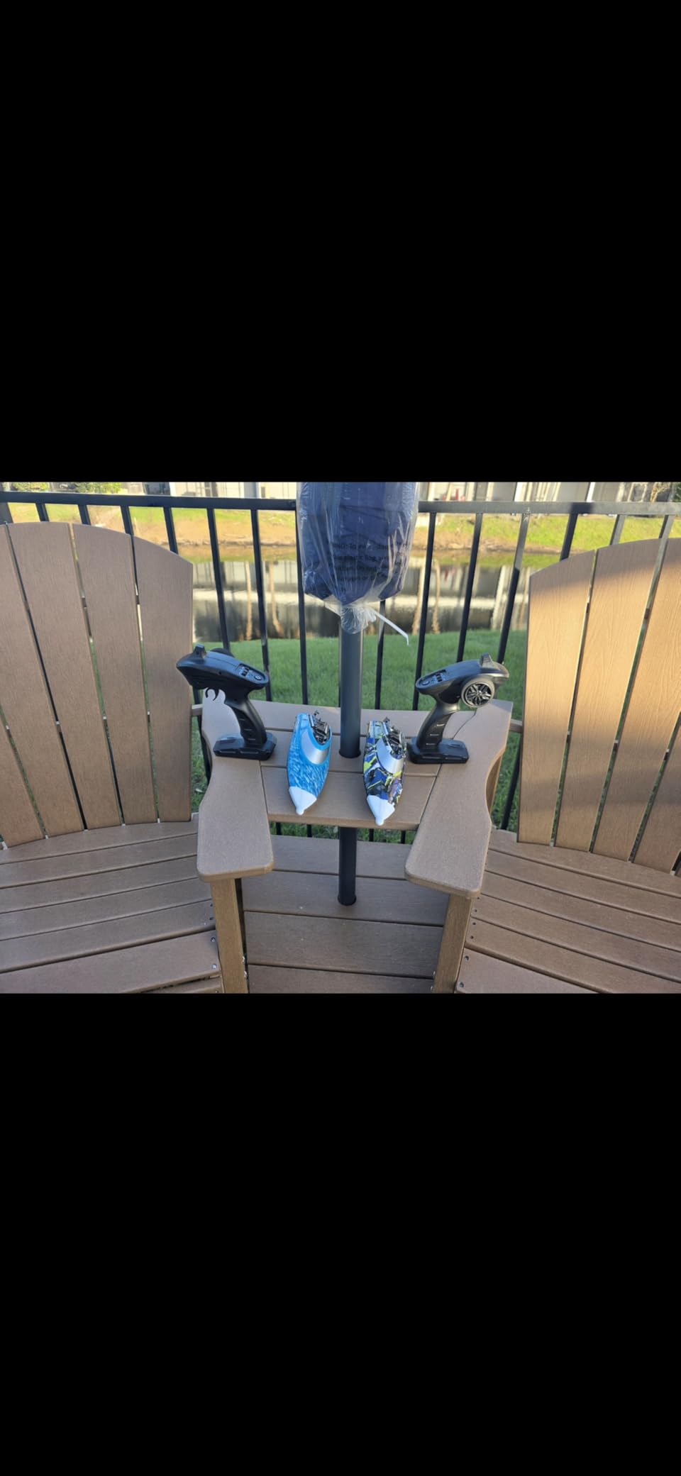 BEZGAR RC Boat, 2 Packs 12 inch Fast Speed RC Boat 30 KPH with A Portable Suitcase for Lakes & Pools & Salt Water, Summer Toys for Adults and Ideal Gifts for Kids Boys Age 6 7 8-12 Years Old - TX2P1 customer photo 2