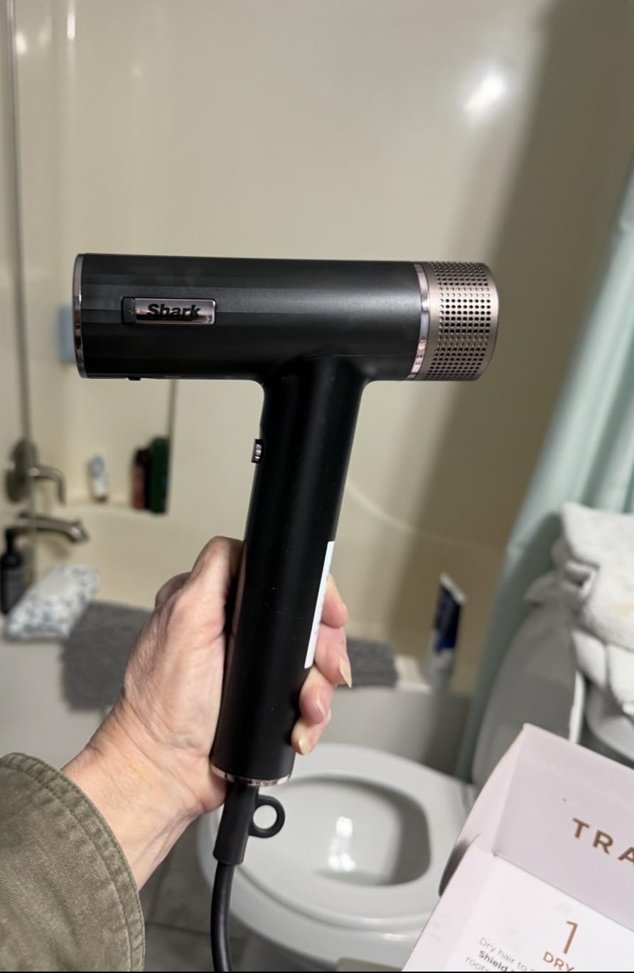 Shark SpeedStyle Pro Flex Professional Performance High-Velocity Hair Dryer System with Scalp Shield & IQ Speed Styling and Drying Suite, Lightweight, Ionic, No Heat Damage, Mocha Silver, HD542 customer photo 2
