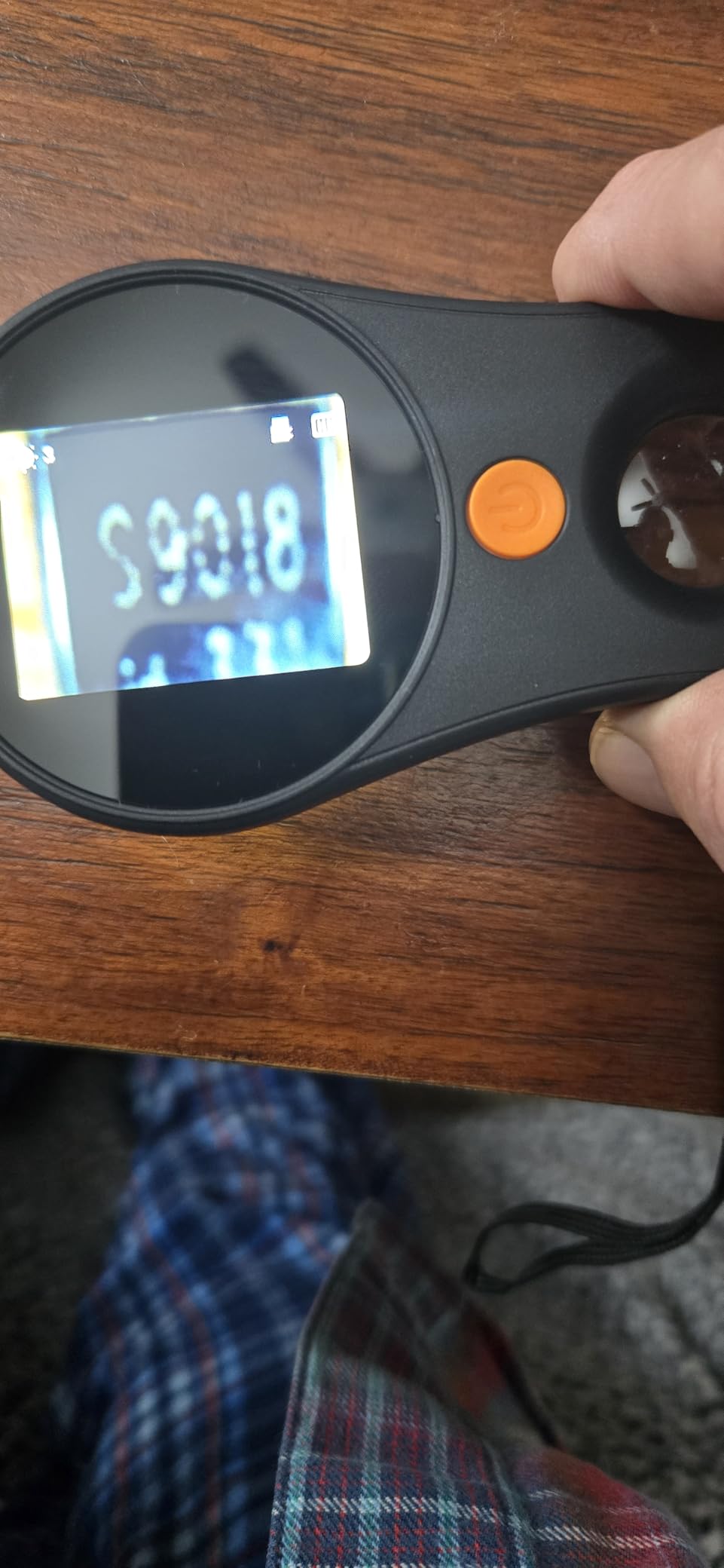 T TAKMLY Magnifying Glass with Light Portable Handheld USB Digital Microscope Macro Camera 2.0 inch IPS Color Screen Fixed Focus, 200w Pixel, 500x Magnification, Compatible with Windows, Mac OS customer photo 1