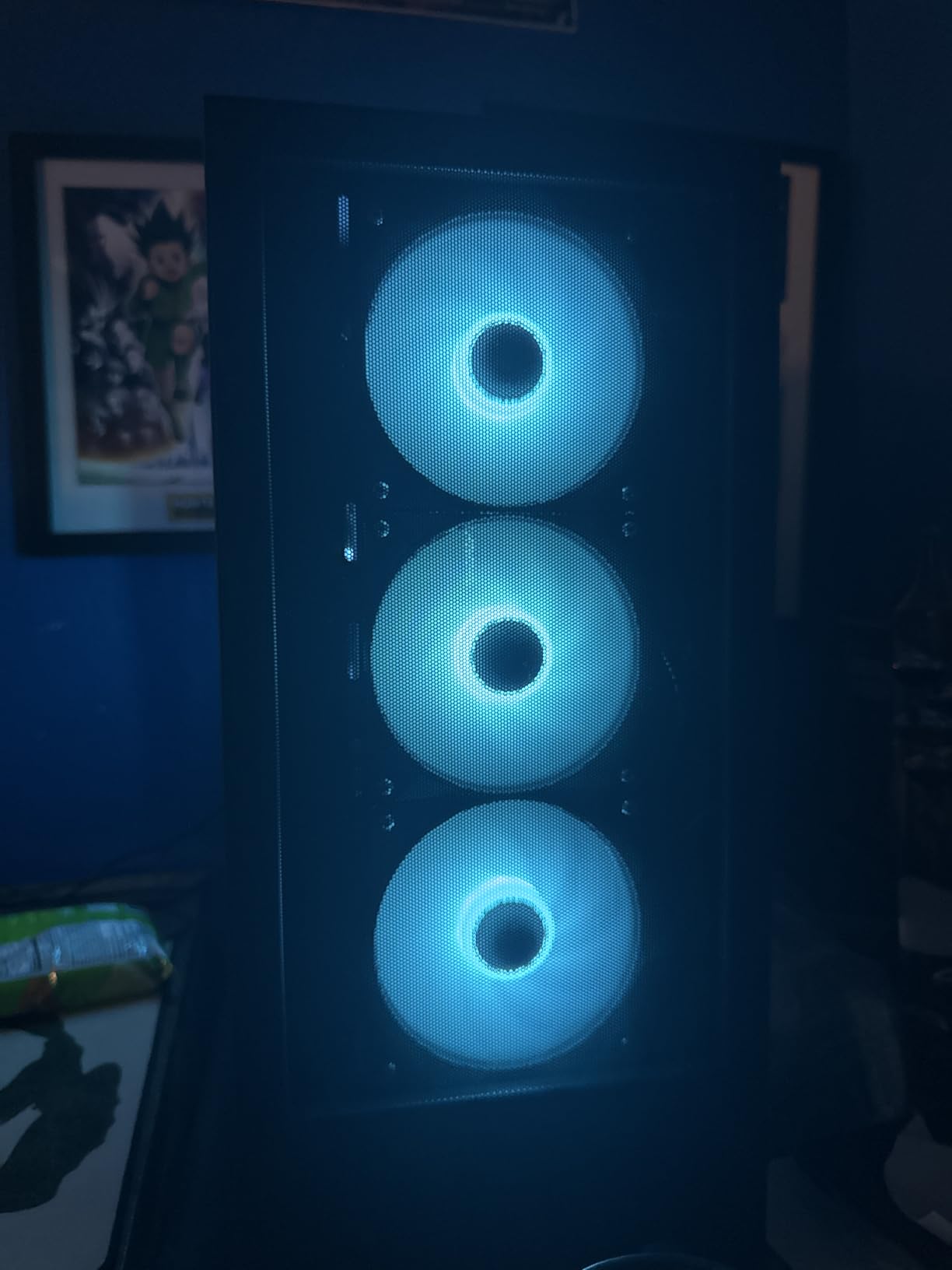 Light Wings LX 120mm PWM high-Speed Fan, Illuminated hub, Frosted Blades, Multiple Colors and Modes, Optimized Blades for Extraordinary air Pressure, Daisy Chain Option, Rifle Bearing customer photo 1