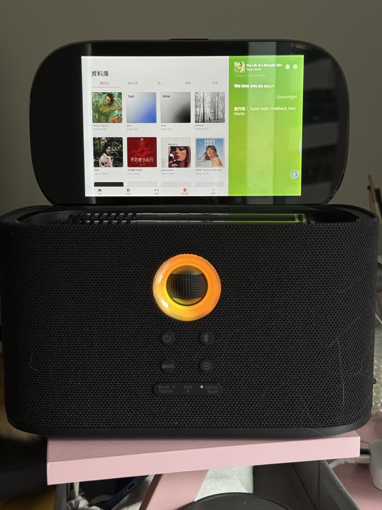 Ikarao Portable Karaoke Machine for Adults, Built-in Lyrics Display and Screen, 2 Self-Charging Wireless Microphones, Karaoke App, 140W Speaker, Connects to TV for Home Party Birthday Outdoor Camping customer photo 2