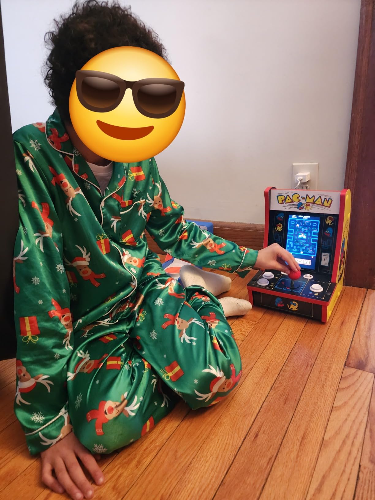 Arcade1Up Pac-Man Countercade Countertop Arcade Machine with 3 Retro Games, 7