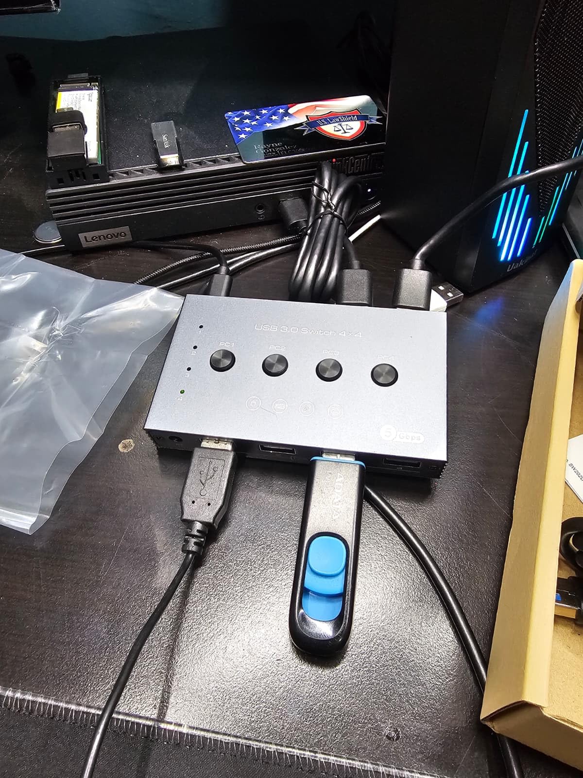 USB 3.2 Switch Selector 4 Computers Share 1 USBC & 3 USBA Devices 10Gbps 4 Port USB Switcher Sharing Keyboard Mouse Printer Scanner with Cable and Remote Control and adapter customer photo 2