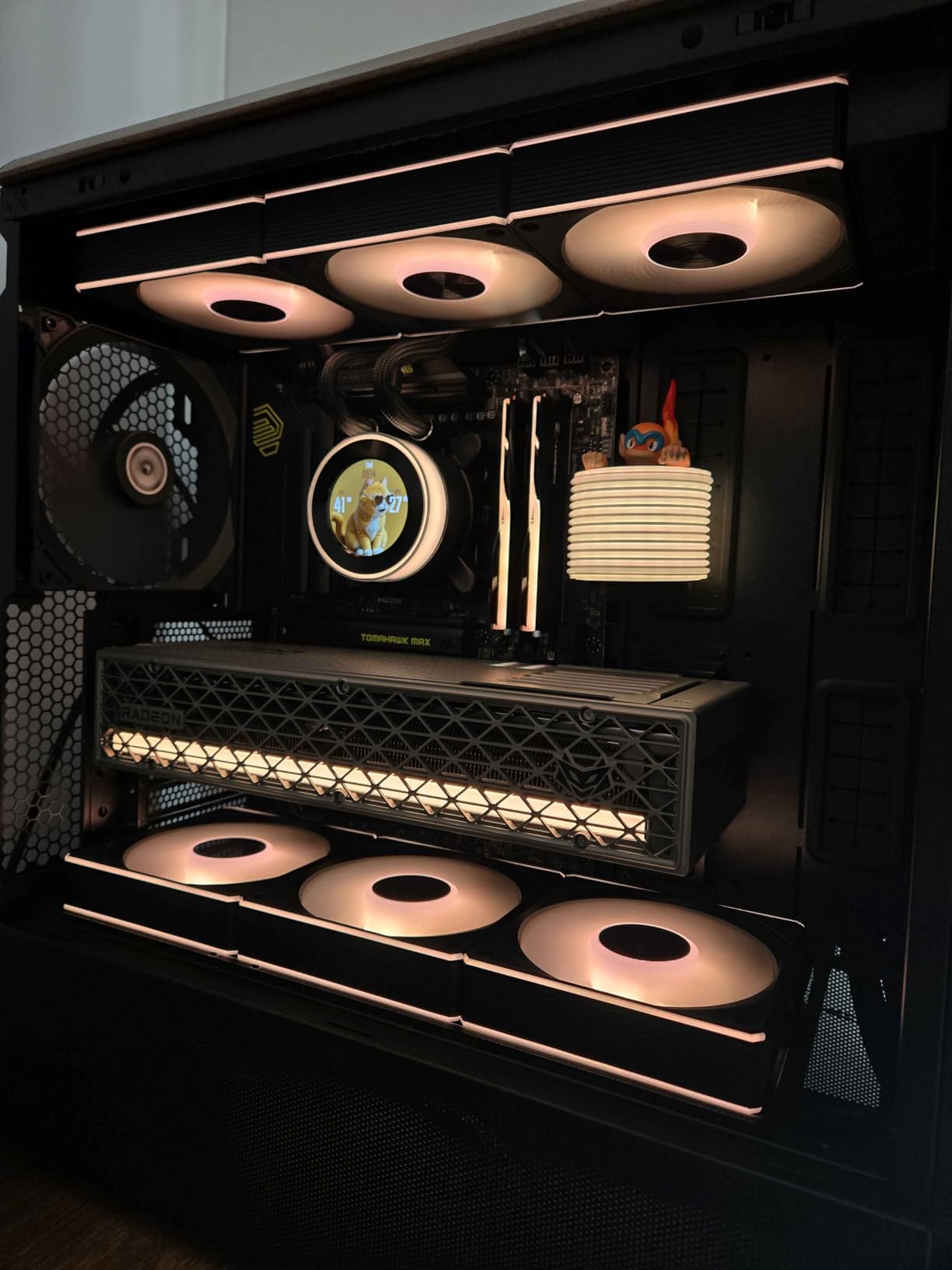 Lian Li Strimer Wireless 8 Pin (PW8-1W) - Addressable RGB Power Extension Cable - 2.4 GHz Wireless Control with 382mm; 15.03 Inch Length - LED Strip - Controller NOT Included & Required customer photo 1