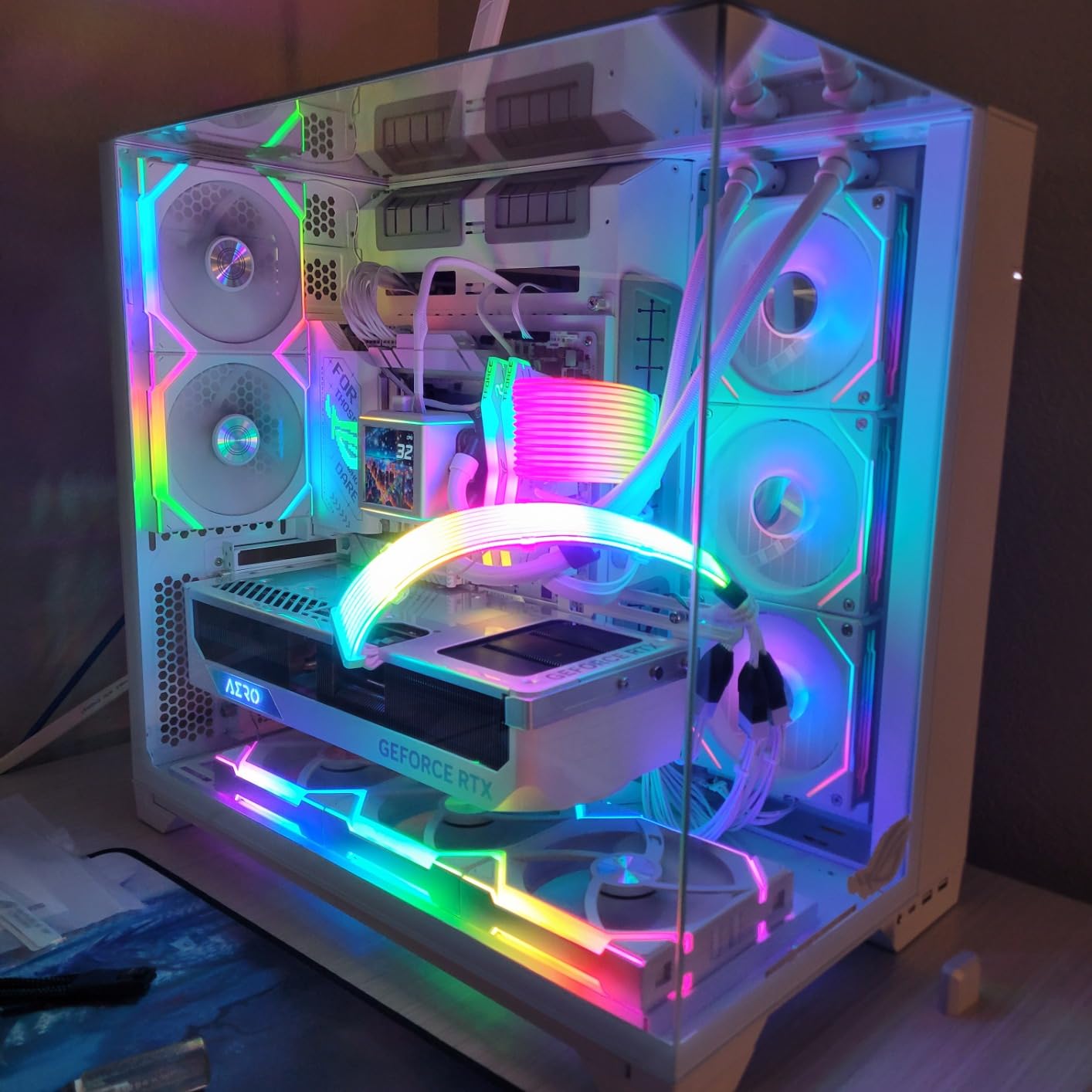 UNI Fan SL Wireless 120mm ARGB Fan - Triple Pack - 2.4 GHz Wireless Signal for RGB & Fans Control - Customizable Lighting Effects - Controller Included & Required - Black (12SL1W3B) customer photo 2