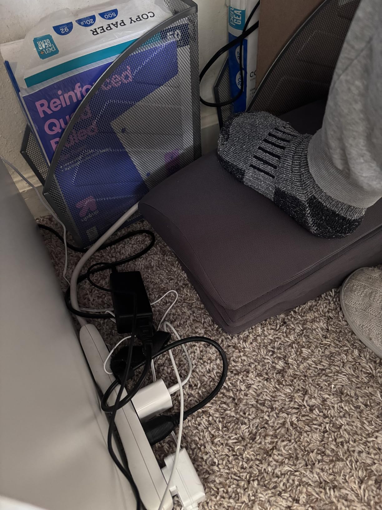 Foot Rest for Under Desk at Work, Gaming Accessories Foot Stool with 3 Adjustable Heights & Washable Cover, Comfortable Office Desk Accessories, Footrest for Office, Home and Car (Black) customer photo 2