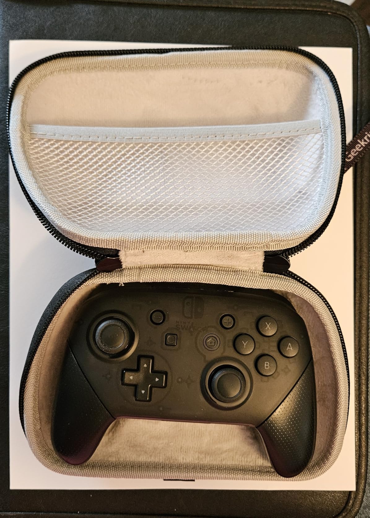 GEEKRIA Controller Travel Case Compatible with Nintendo Switch Pro, Hard Shell Carrying Bag, Protective Storage with Internal Mesh Pocket for Charging Cable (Dark Gray) customer photo 1