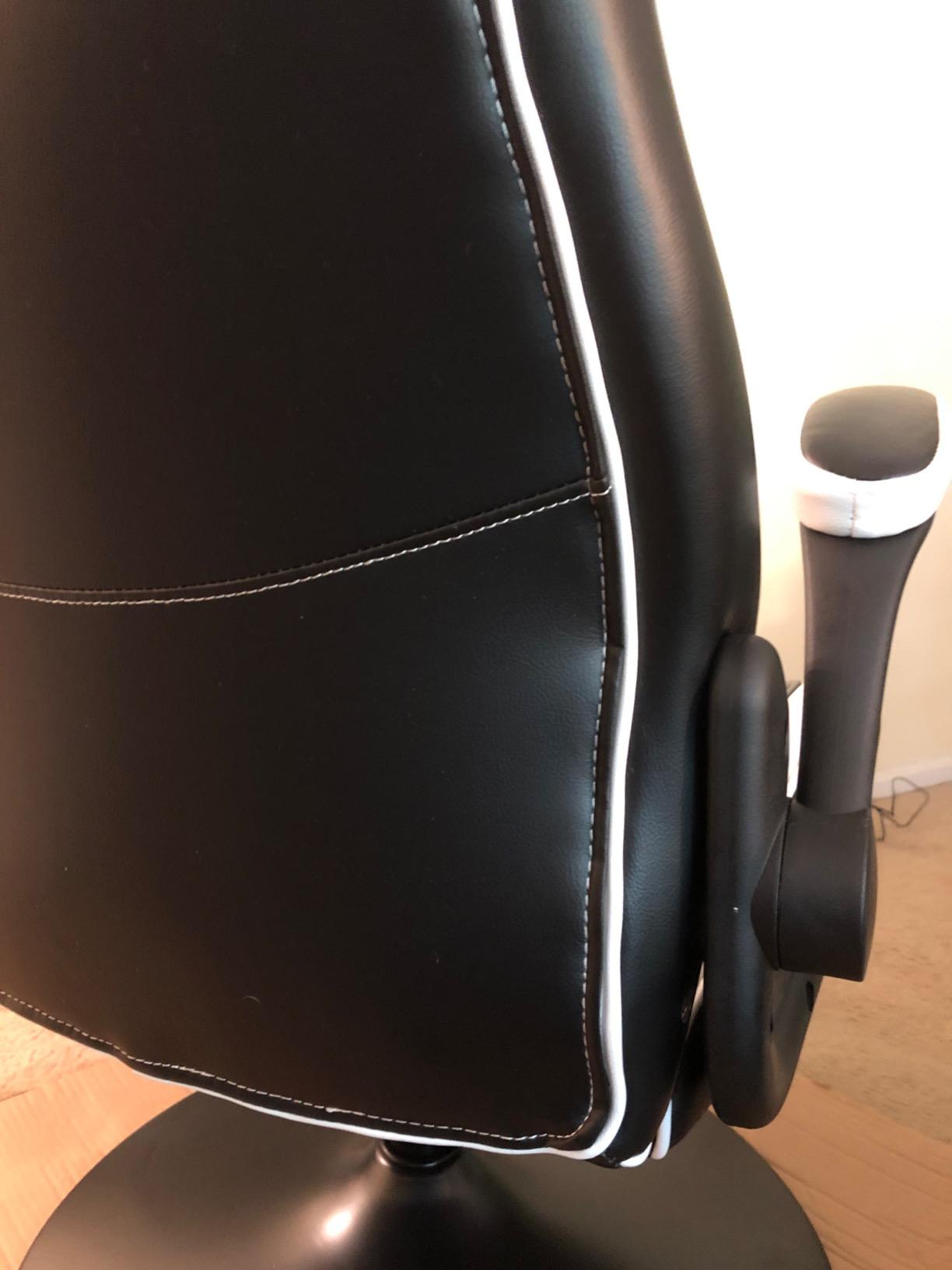 RESPAWN 800 Swivel Rocker Gaming Chair - Ergonomic Floor Gaming Seat with Lumbar Support, Flip Up Armrest, High Back, Pedestal Base, Comfortable No Wheels Console Video Game Rocker Chair - Gray Fabric customer photo 1