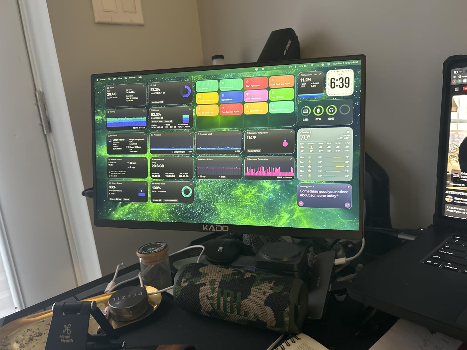 Kado Portable Monitor 15.6-Inch FHD 1080p, 45W Reverse Charging USB-C mini-HDMI Gaming Monitor IPS Display Built-in Speakers, Second Display 180° Kickstand for Laptop PC Phone Mac Xbox PS4/PS5 Switch customer photo 1