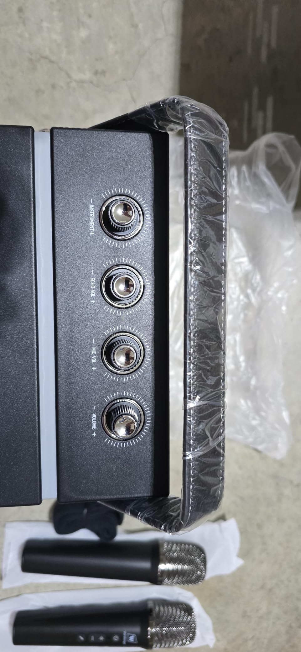 100W Powerful Voice Amplifier with 2 Wireless Microphones, Big Pro Sound Portable Speaker with Microphone, Bluetooth Speaker PA System Karaoke Machine Support BT/USB/TF Card/Aux/Guitar S99 customer photo 1