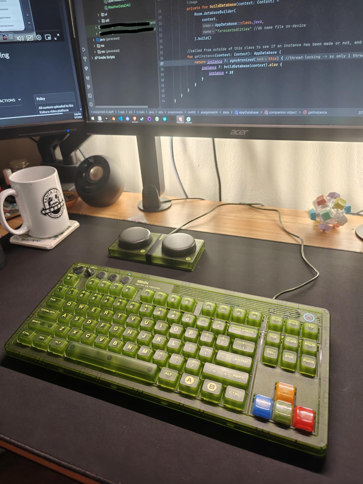 8BitDo Retro 87 Mechanical Keyboard with RGB Backlight, Bluetooth/2.4G/USB-C Hot Swappable Wireless Gaming Keyboard for Windows and Android - Xbox Edition (Officially Licensed) customer photo 1