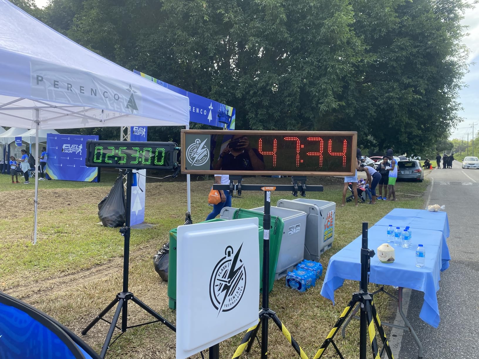 Large LED Display Digital Race Timer with Battery, Function-Countdown/Up/Time Clock, Remote Control, Tripod Stand and Adjustable Brightness for Sports Events, Races, Meetings, Presentations customer photo 1