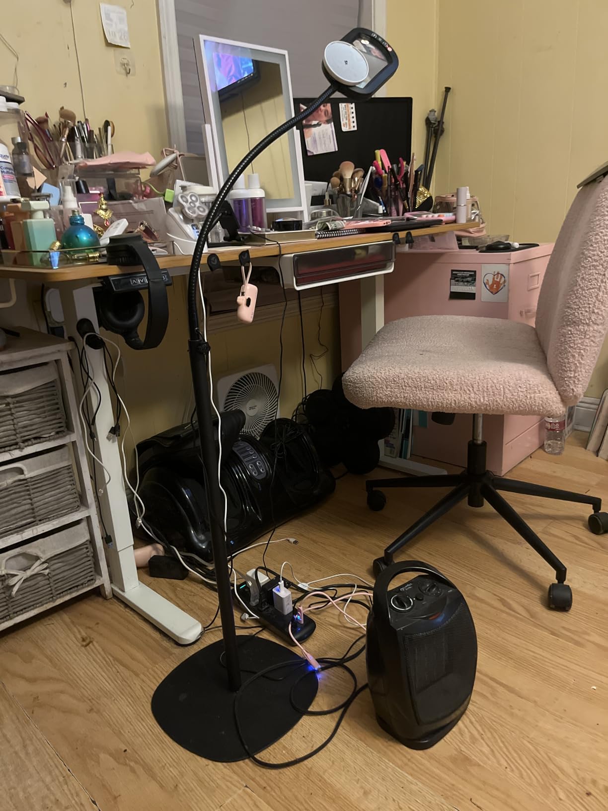 10X Rectangle Magnifying Glass with Light and Stand, 24