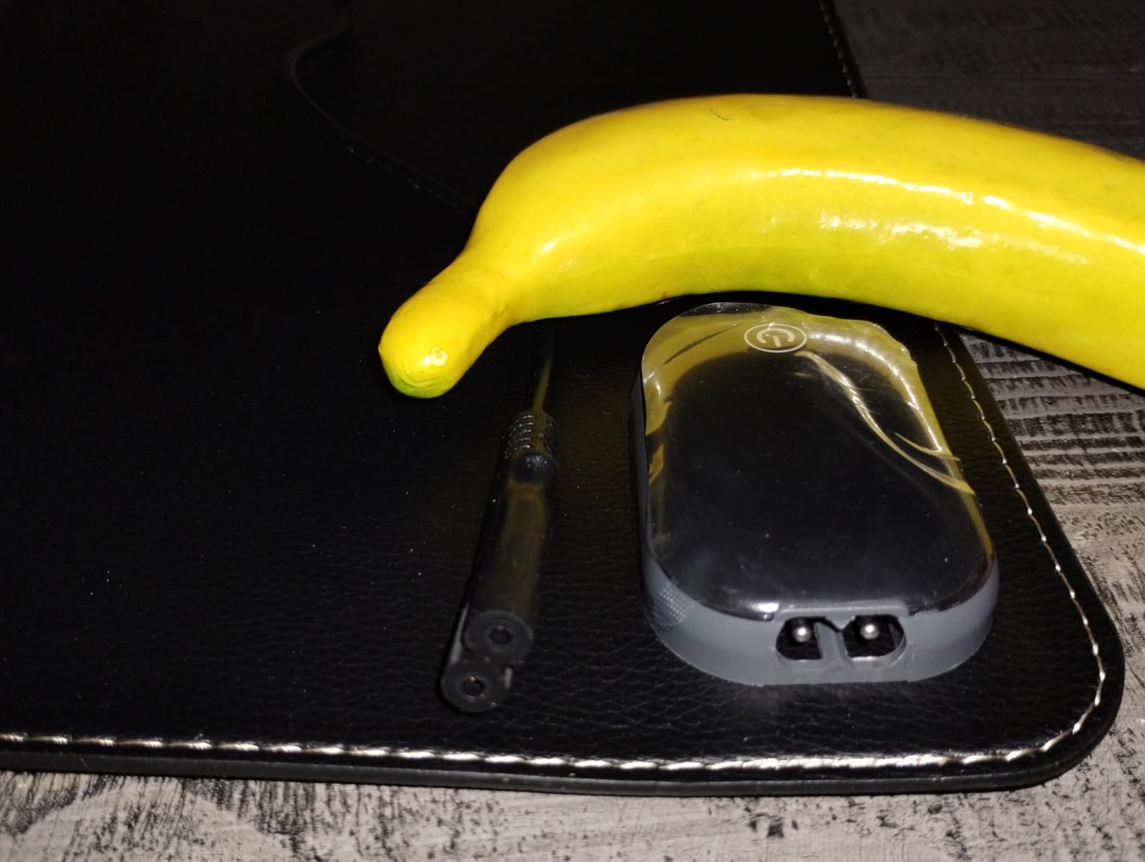 Heated Desk Pad Warm Mouse Pad with 3 Levels Heating & Timed Auto Shut-Off, PU Leather Heated Desk Pad Foot Warmer Pad for Home Office - 31.5 x 13 Inch Black customer photo 2