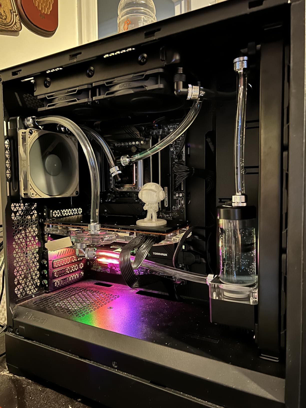 Dracaena.io 33.8oz/ 1000ml PC Cooling Fluid, Colored Liquid, New Formula Premixed Solution for Computer Cooling Systems (Transparent) customer photo 1