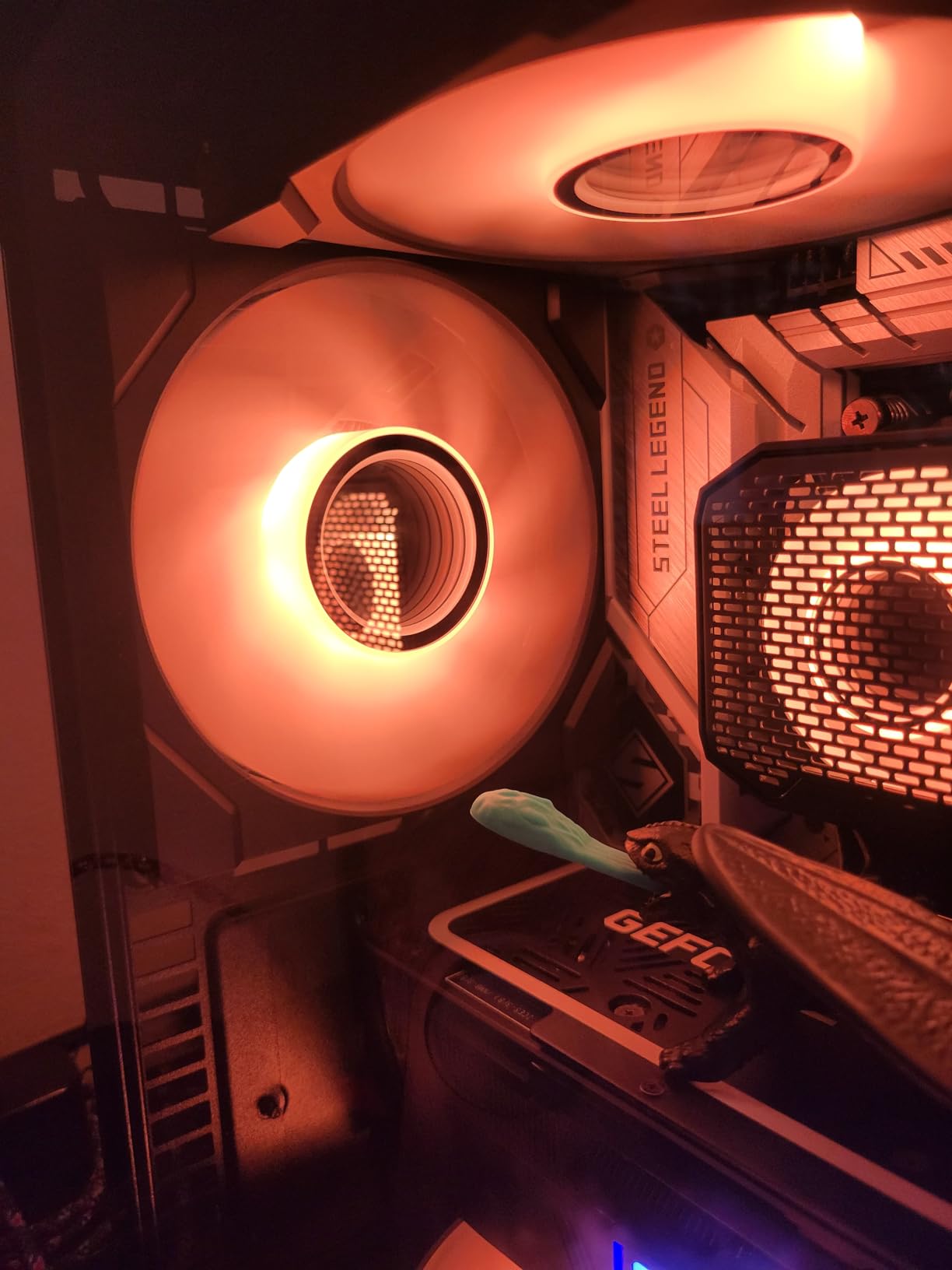 Phanteks M25-120 Gen2, 120mm ARGB High Performance Cooling Fan, Daisy-Chain Unified Fan Frame, Infinity Mirror hub, Single Cable Connection, Black customer photo 1