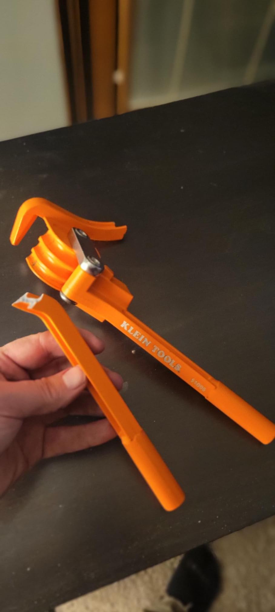 Klein Tools 51006 3-in-1 Tube Bender, 1/4, 5/16, and 3/8-Inch O.D. Tubing, Bends Soft Copper, Aluminum, Thin Wall Steel up to 180 Degrees customer photo 2