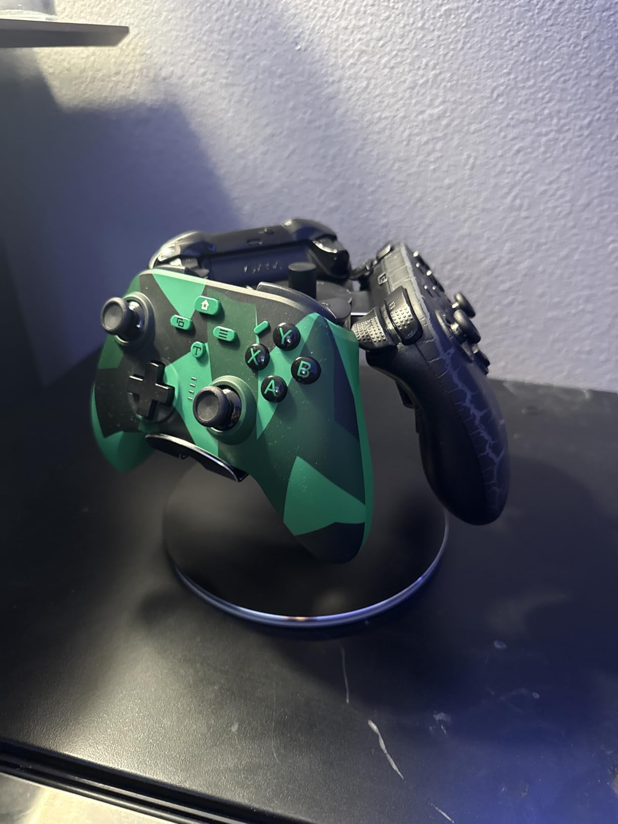 Aluminum Alloy Controller Holder 3 Layers,360 Degree Rotation Tier,Gaming Controller Stand for Xbox PS5 PS4 Switch,Headphone Stand,Headset Holder & Desk Mounts for 9 Packs Controller customer photo 1