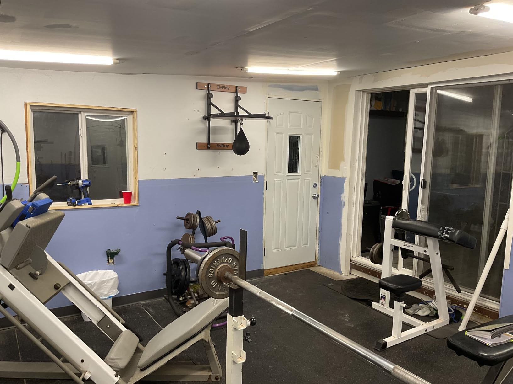 Speed Bag Platform Speed Bag Stand for Boxing Punching Practice - Includes Height Adjustable Mount Speedbag and Air Pump 360° Swivel 24 Inch Board customer photo 2
