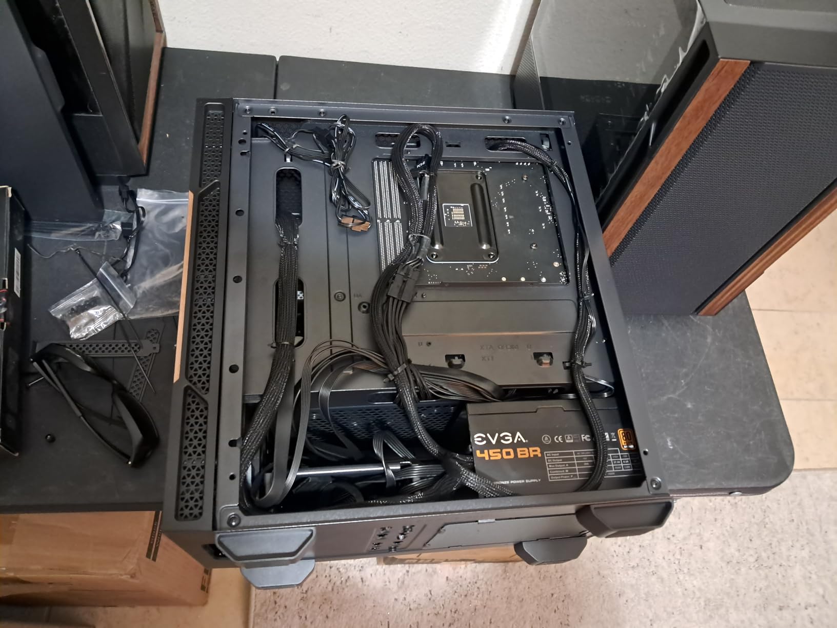 Genuine Walnut Wood Micro ATX Case, MATX PC Case with 4 × 120mm 3 Pin Non-PWM Case Fans Pre-Installed, Temper Glass Side Panel, with Type-C, Black, Cypress 3 Wood customer photo 2