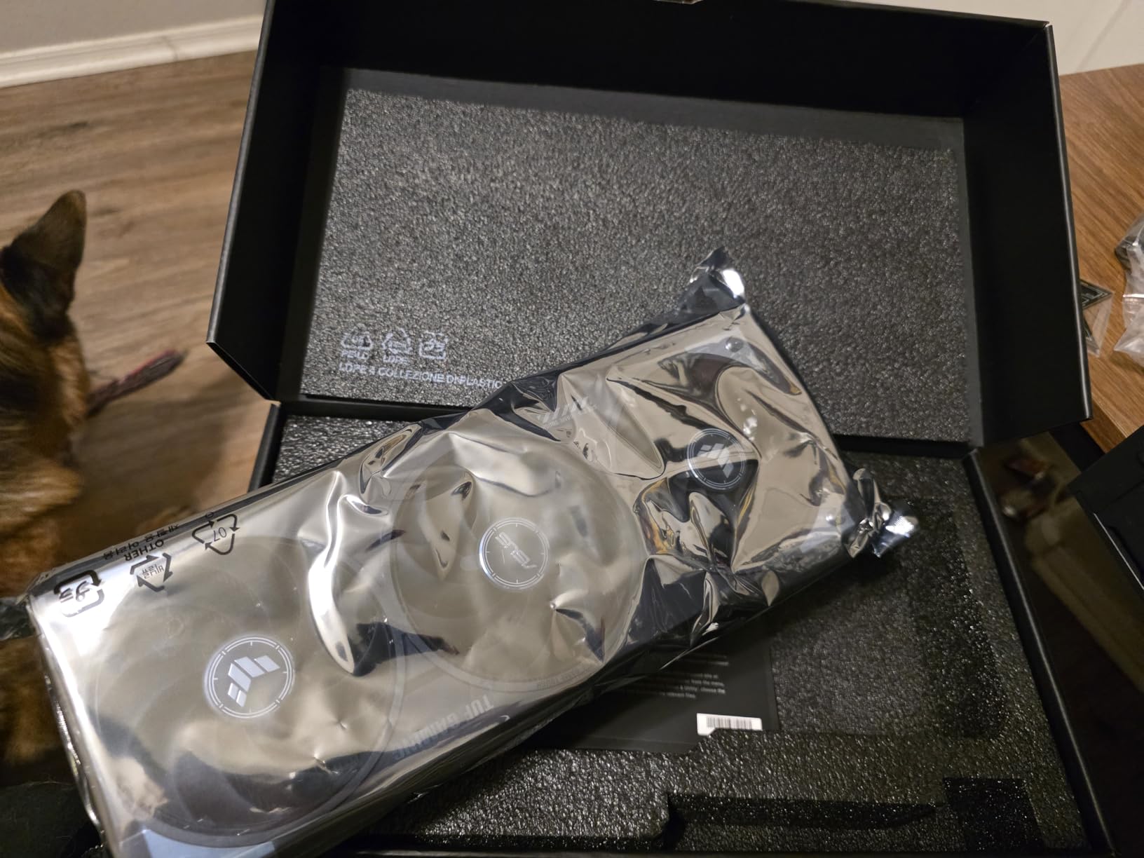 TUF GeForce RTX 5070 12GB GDDR7 OC Edition Graphics Card, NVIDIA, Desktop (PCIe 5.0, HDMI/DP 2.1, 3.125-Slot, Military-Grade Components, Protective PCB Coating, Axial-tech Fans) customer photo 1