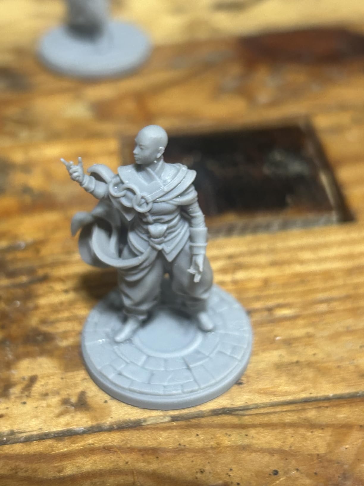 Inslogic 14K High Detail 3D Printer Resin, Smooth Matte Finish with Fine Detail for Miniatures, Low Shrinkage, No Cracking, 405nm UV-Curing Resin for LCD, DLP, SLA 3D Printing (Gray, 1kg) customer photo 2