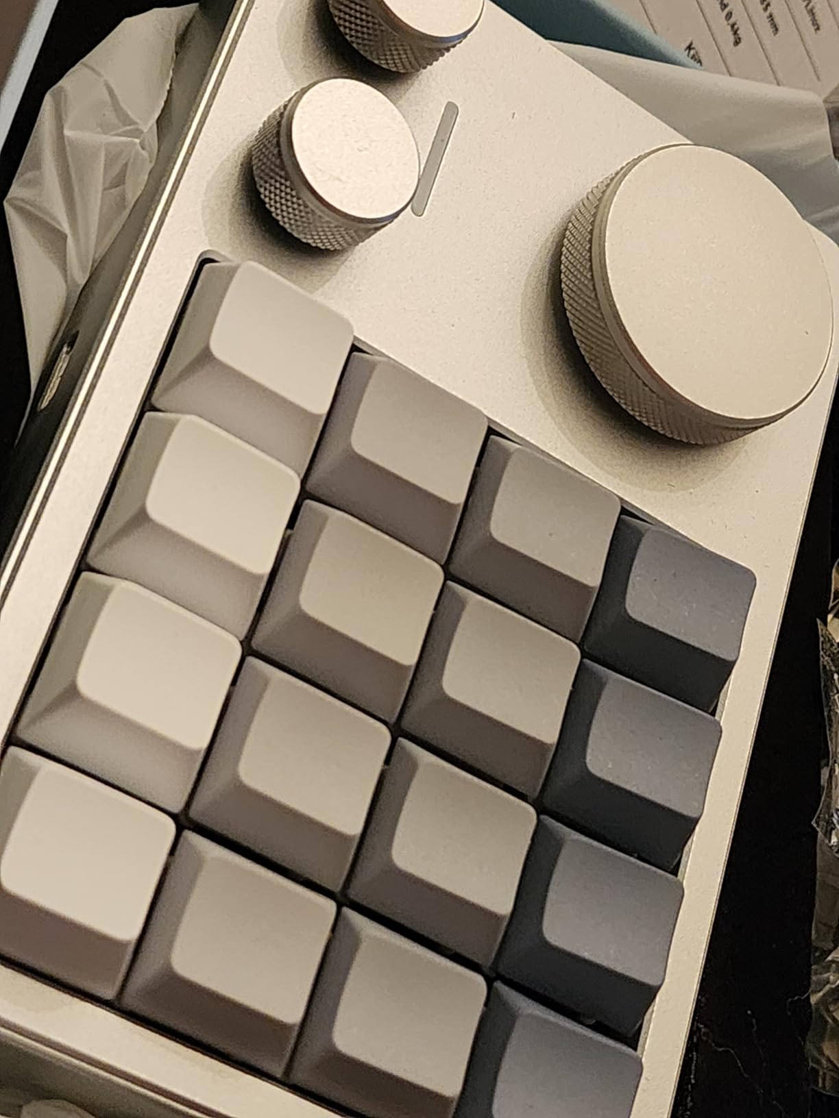 KiiBoom Cybrix 16 VIA Programmable Macro Pad - 16 Keys + 3 Knobs, Type-C Wired Aluminum Numpad, Hot-Swappable PCB, RGB Backlight, Lightweight & Portable Numeric Keypad for Windows & Mac (Black) customer photo 1