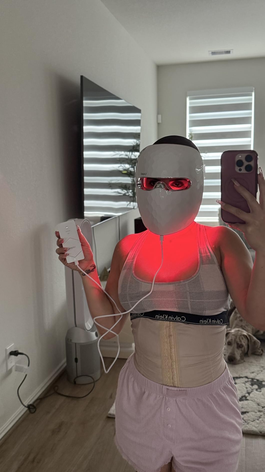 Ulike ReGlow LED Light Therapy Mask, Red Light Therapy for Face, 4 Modes with Red, Blue, Yellow & Infrared Lights for Reduce Acne & Anti-Aging, Eye-Protection, 272 Beads, Remote Control, White customer photo 2
