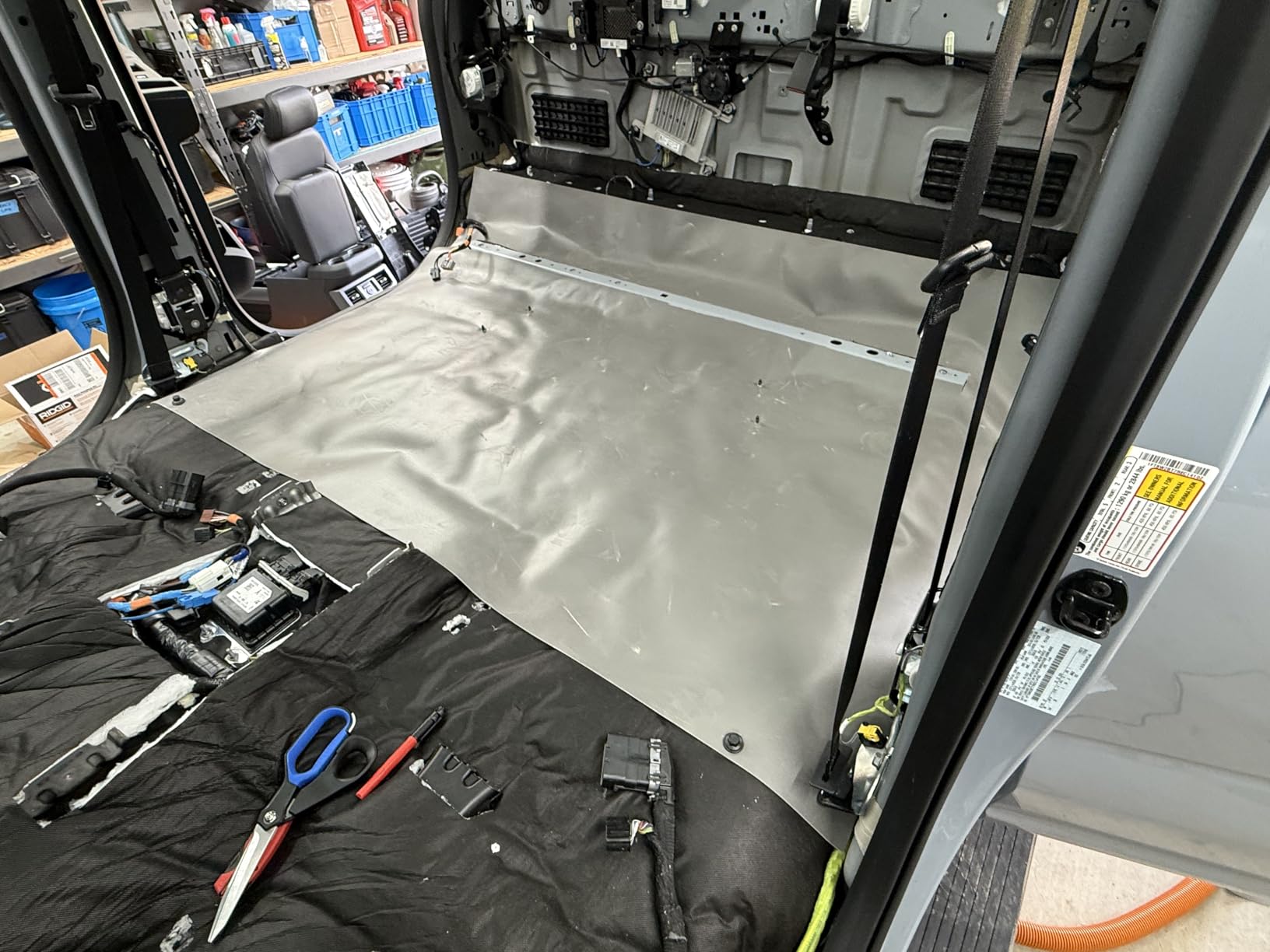 VinylX™ Reinforced Mass Loaded Vinyl (MLV) - Flexible, Heavy Duty Soundproof Barrier for Walls, Ceilings, Floors - ASTM Rated, USA Made - 0.5 lb/sq ft, 48