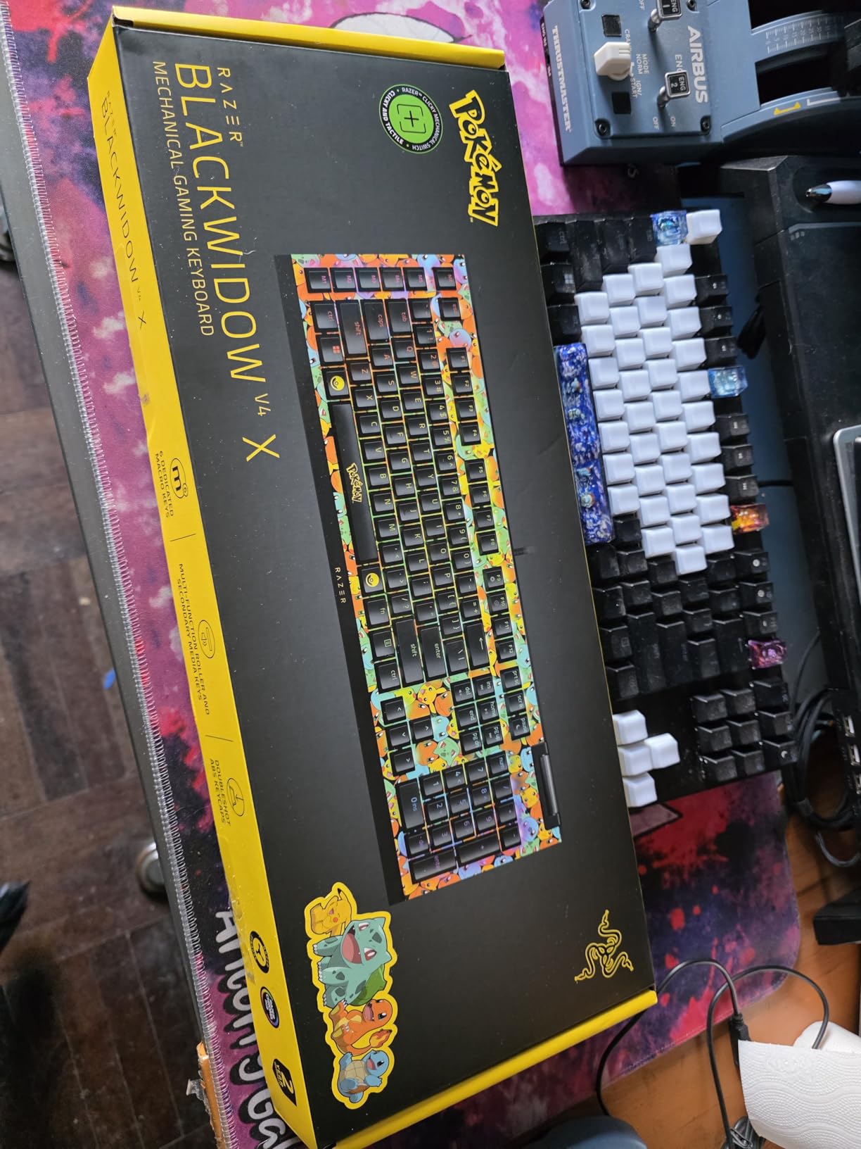 Razer BlackWidow V4 X Mechanical Gaming Keyboard: Green Switches Tactile & Clicky - 6 Macro Keys - Chroma RGB - Minecraft Edition customer photo 2