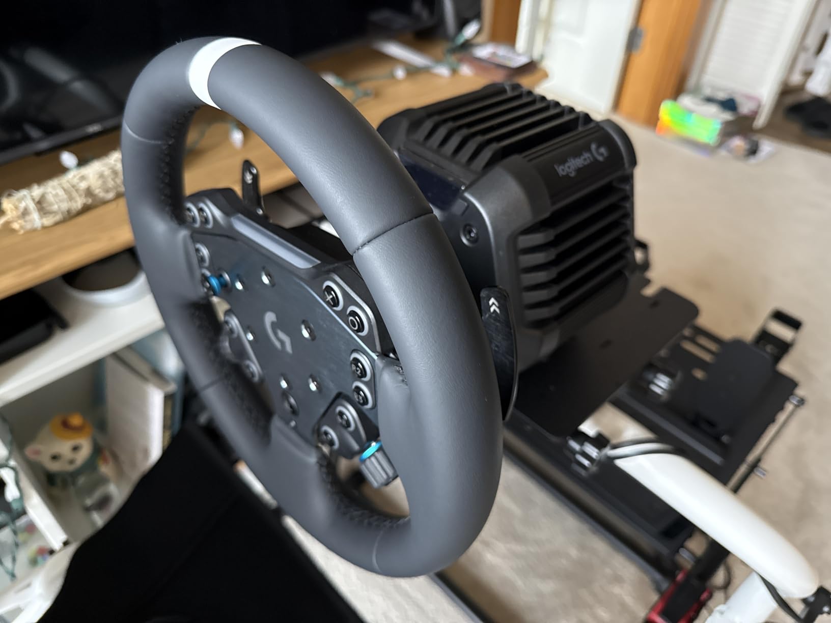 Logitech G RS50 System, 3-Piece Sim Racing Steering Wheel Setup - RS50 Wheel base with 8 Nm Direct Drive, RS Wheel Hub with 13 Buttons and RS Round Wheel 11-inch - For PS5/PS4/PC customer photo 2