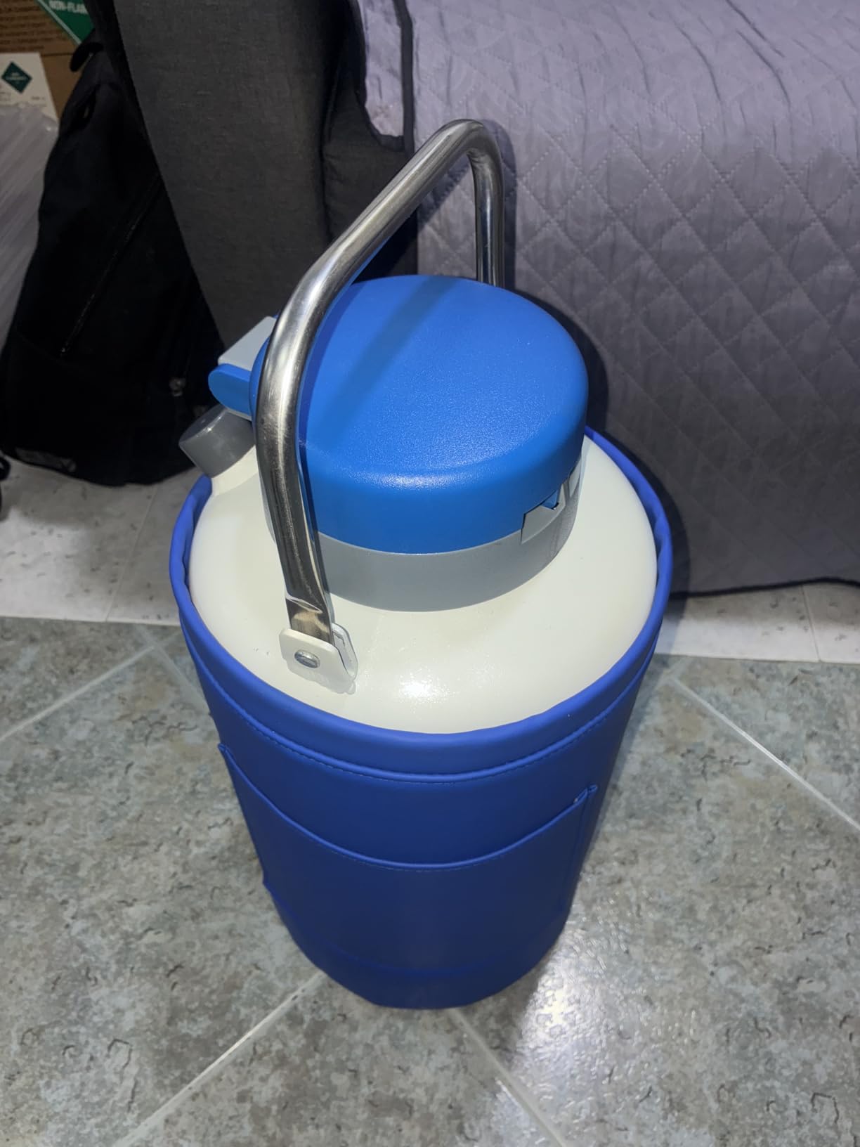 Bonvoisin 3L Liquid Nitrogen Container, LN2 Tank Cryogenic Dewar, Aluminum Alloy Semen Tank with 6 Canisters Carry Bag customer photo 1