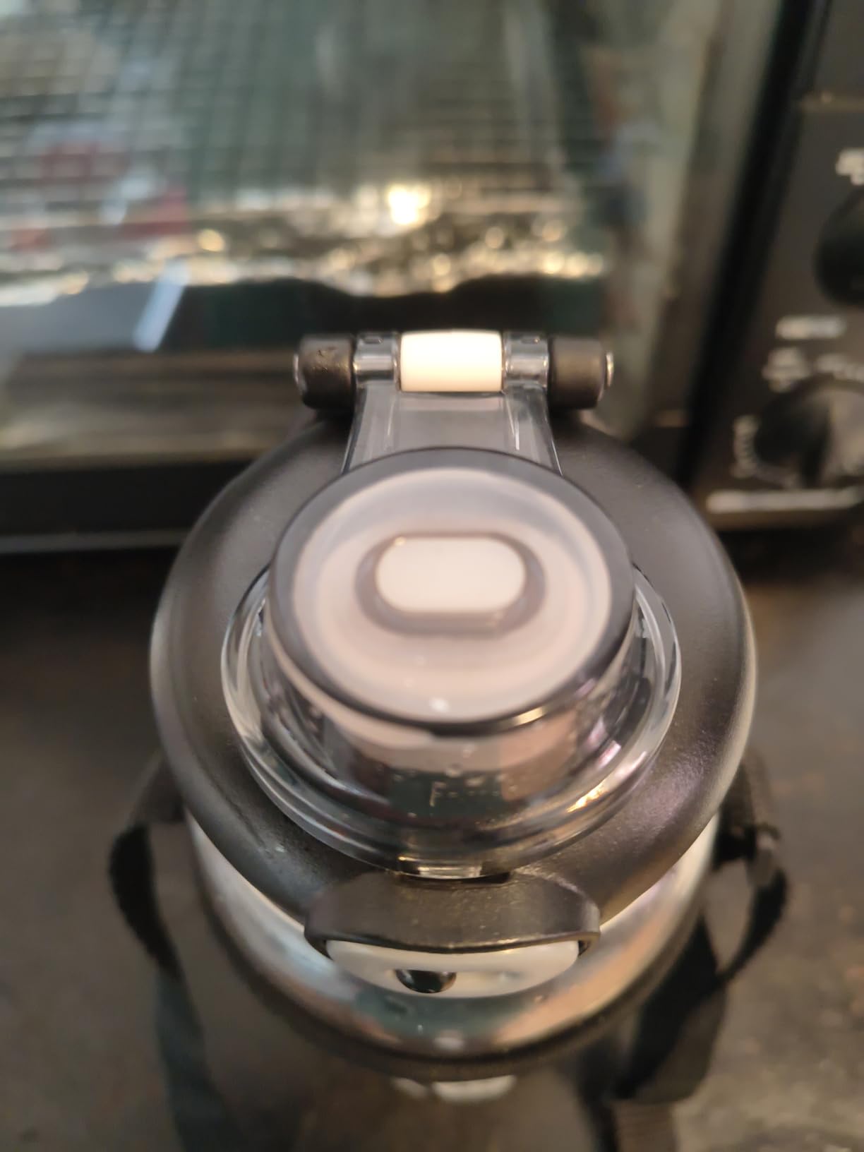 34oz Glass Water Bottle with capacity Mark & Stainless Steel Tea Strainer-Large Capacity for Hot/Cold Drinks,Coffee,Tea,and Water-Includes Protective Sleeve,Perfect for Home,Office (34oz) customer photo 1