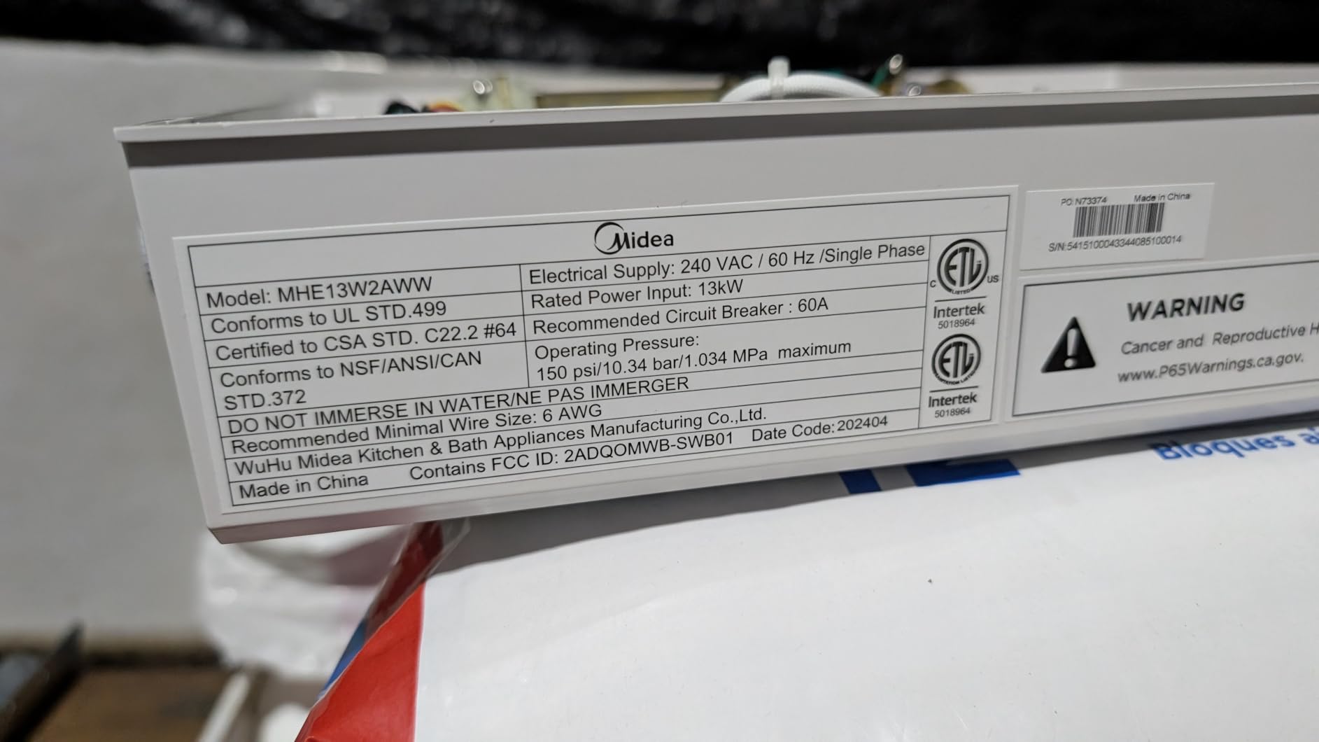 Midea 18KW-updated Electric Tankless Water Heater, Touch Control, Wi-Fi Control, LED Display, Child Mode, 240 Volts with Automatic Power Modulation, On-demand Hot Water, White customer photo 2