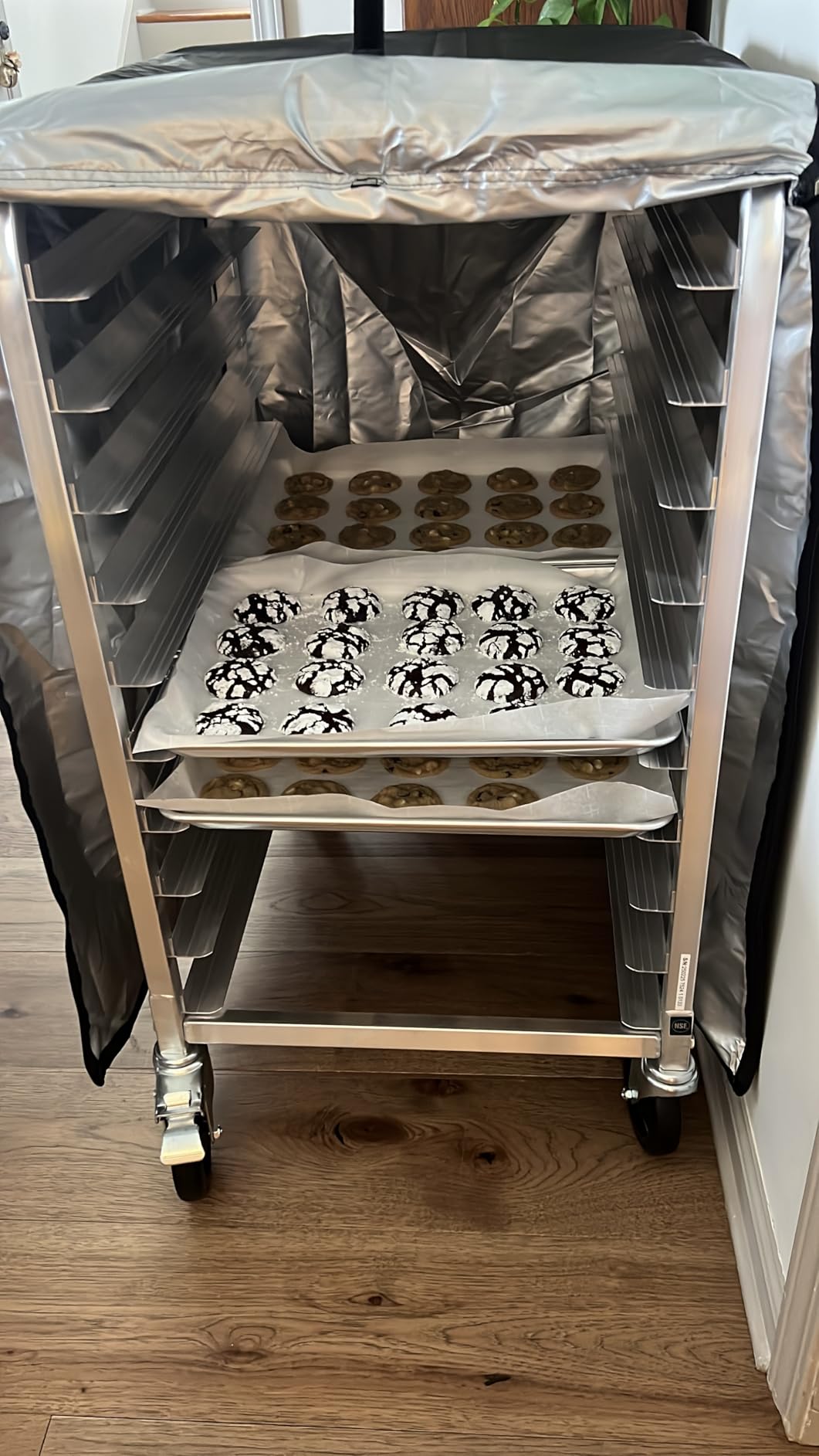 VEVOR 10-Tier Bun Pan Rack, Aluminum Racking Trolley Storage with Brake Wheels, Commercial Bakery Racks for Half & Full Sheet, Speed Rack For Kitchen Home, Bread Baking Equipment, 26