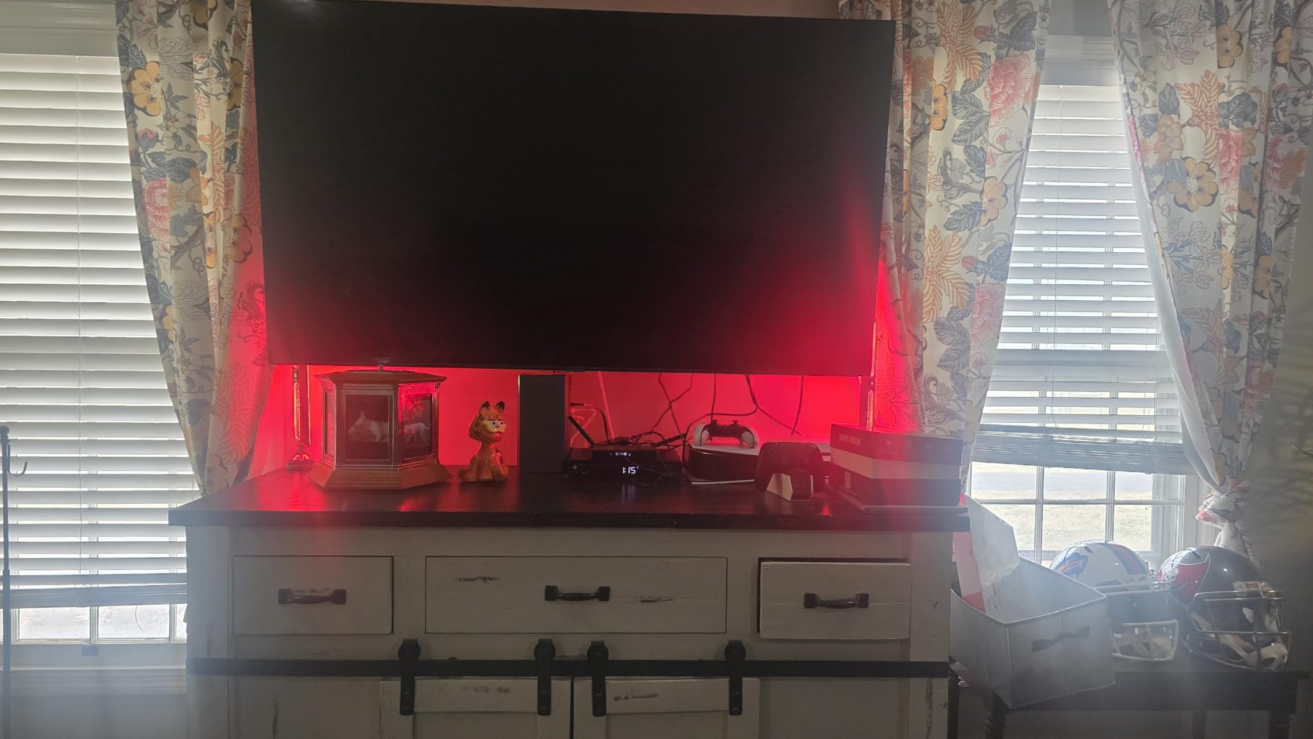 Govee Gaming Light Bars Pro, Upgraded 16-Inch Smart Triple-Sided RGBIC Illumination Wi-Fi LED Gaming Lights, Music Sync & 60+ Scene Modes, Works with Alexa & Google Home, Game Room Decor customer photo 1