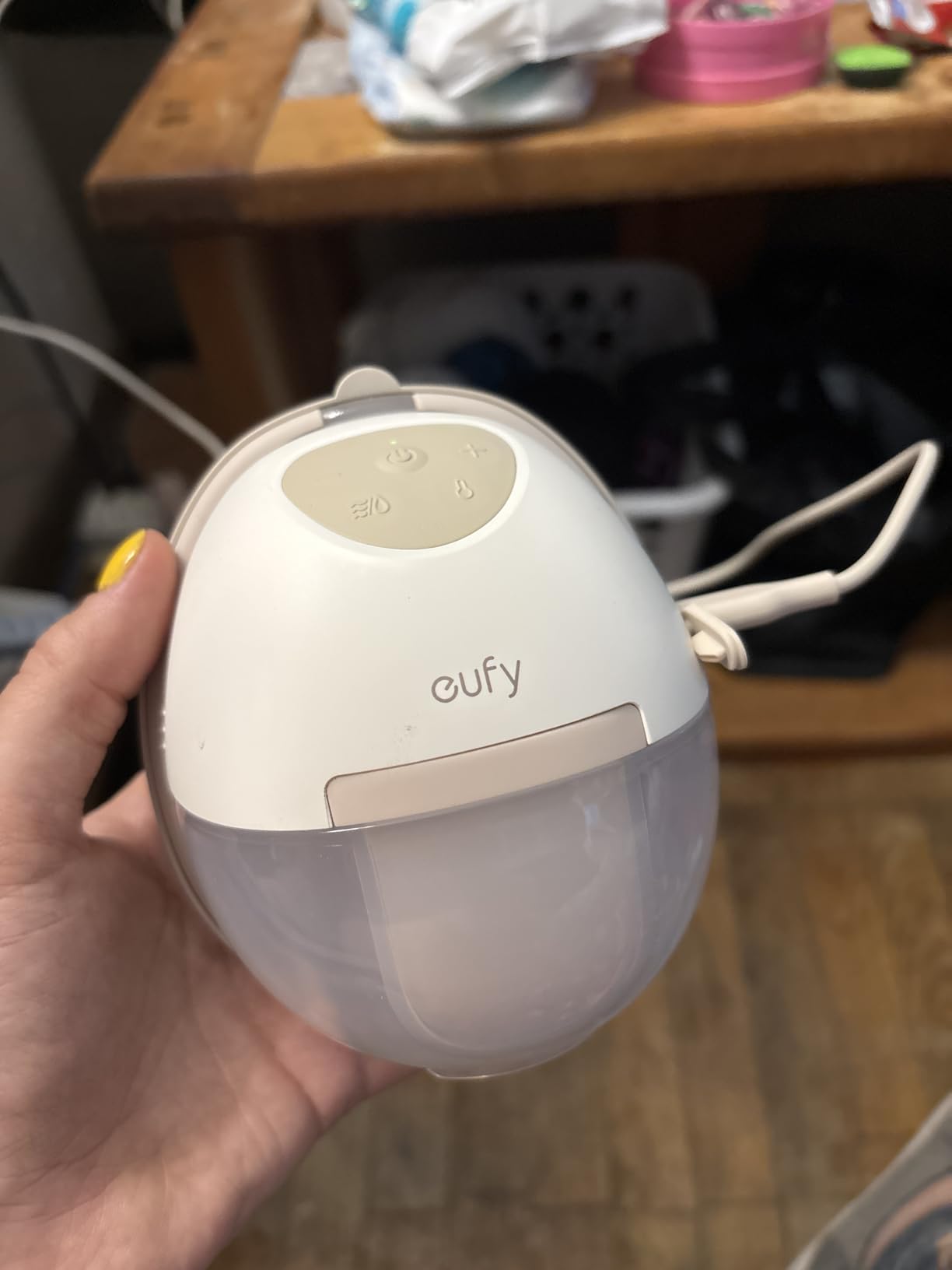eufy Security Heated Breast Pump Hands-Free E20, Wearable with Innovative HeatFlow, 3 Heat Levels, Optimized Rhythm via App, Hospital-Grade Suction, Leakproof, Ultra-Slim and Quiet for in-Bra Use customer photo 1