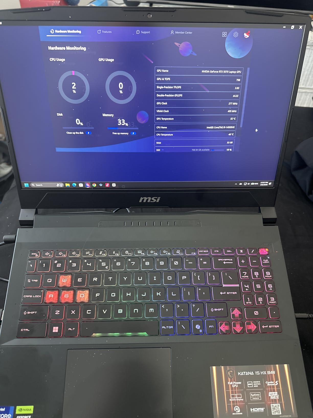 msi Katana 15 HX 15.6