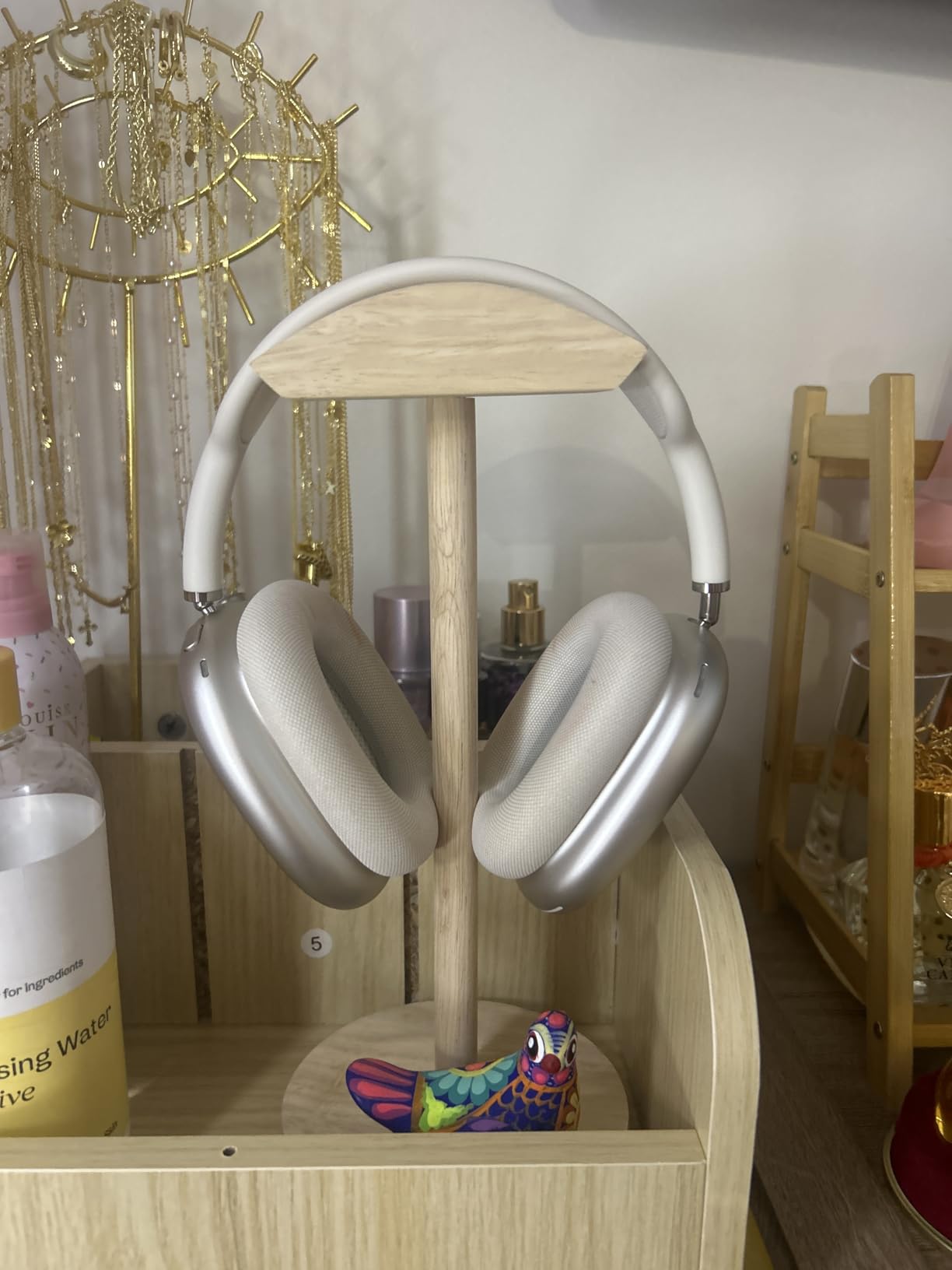 Universal Headphone for Desk Hanger Holder Organizer Keeper Racks Storage Mount Gaming Headset Stand Premium Functional Craftmanship Headset Stand (Wooden) customer photo 1