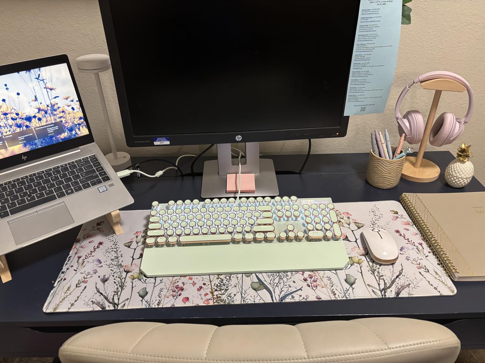 Universal Headphone for Desk Hanger Holder Organizer Keeper Racks Storage Mount Gaming Headset Stand Premium Functional Craftmanship Headset Stand (Wooden) customer photo 2