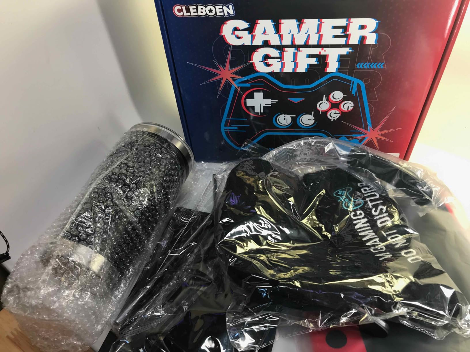 Gamer Gifts for Teen Boys Men Boyfriend, Gaming Stuff Room Decor Includes LED Glasses/Pillow Cases/Tumbler/Hats, Christmas, Birthday, Valentines Gifts for Him - Gamer Gift Set Box customer photo 1